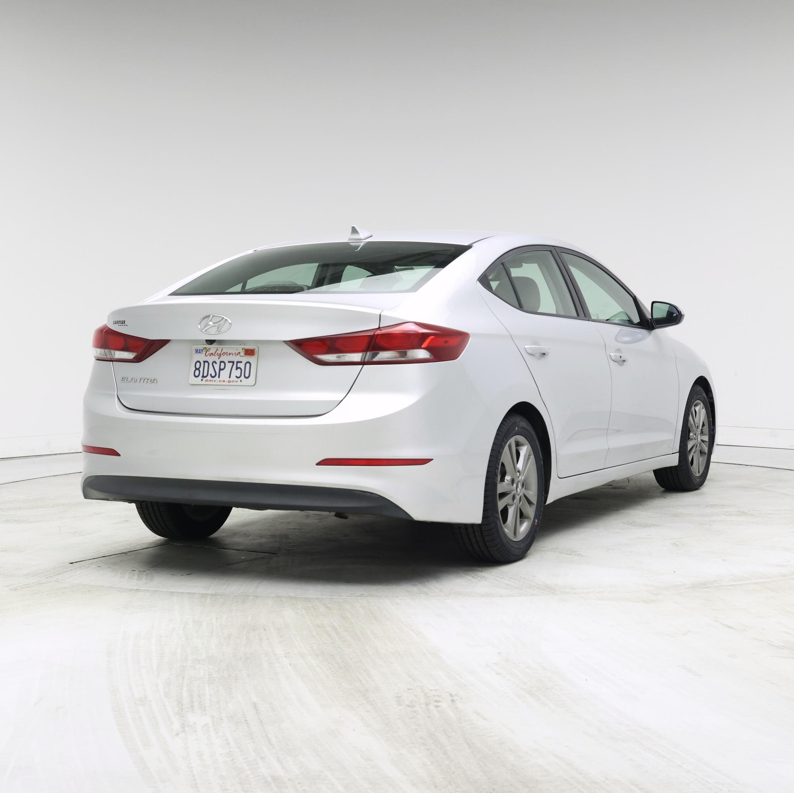 Thumbnail: 2018 Hyundai Elantra - 8