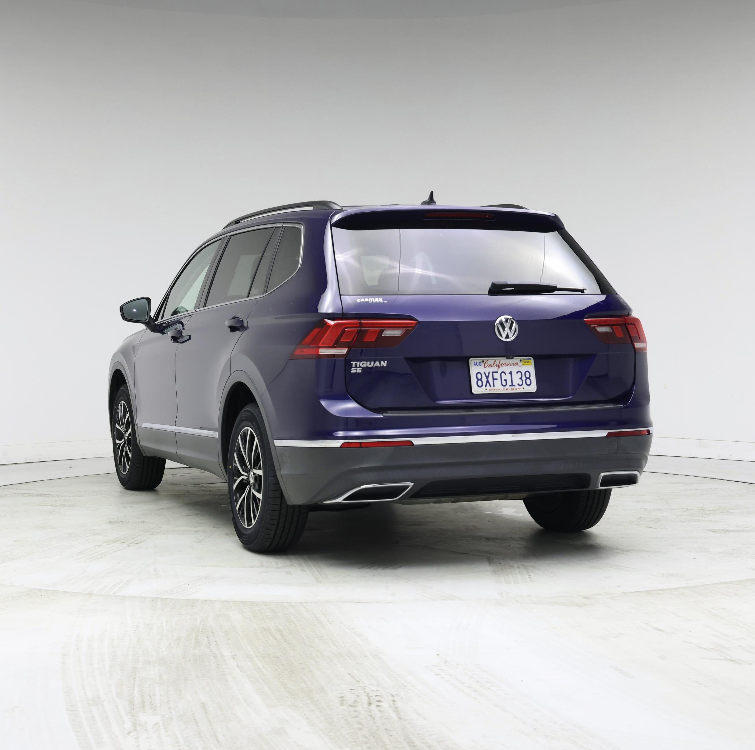 Thumbnail: 2021 Volkswagen Tiguan - 2