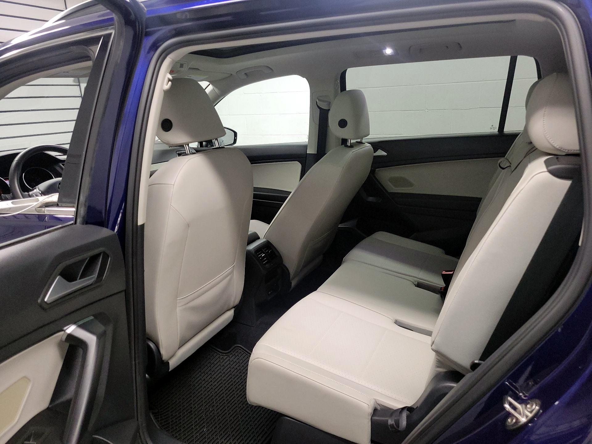Thumbnail: 2021 Volkswagen Tiguan - 20