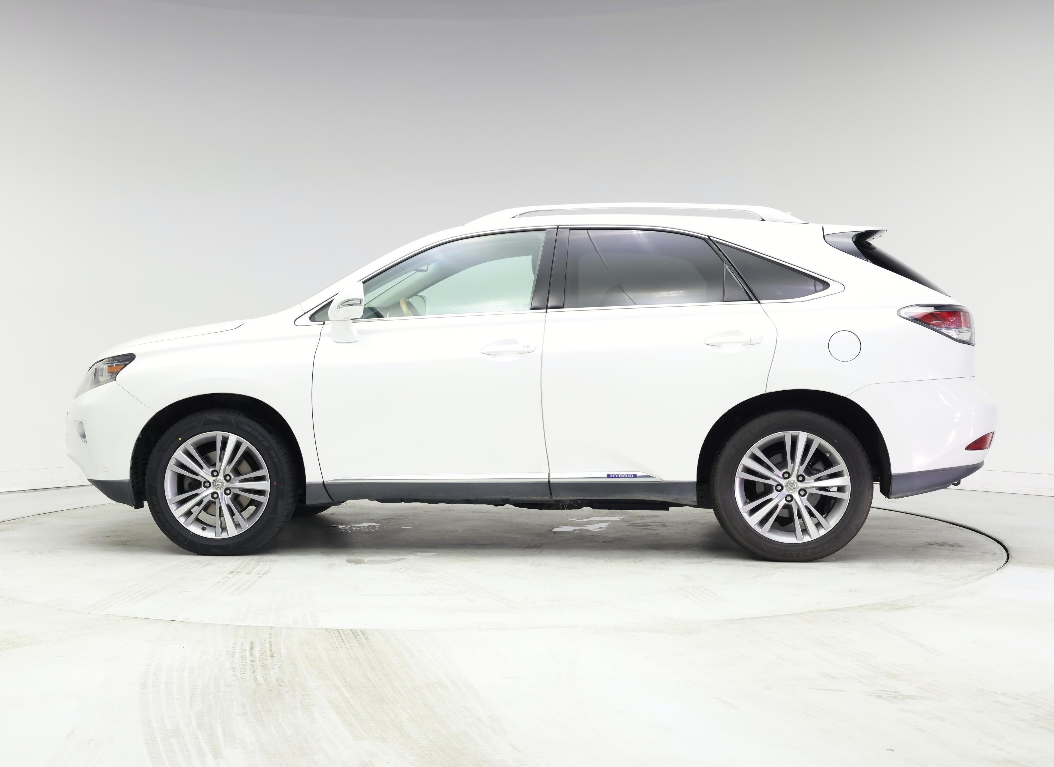 Thumbnail: 2015 Lexus RX - 3