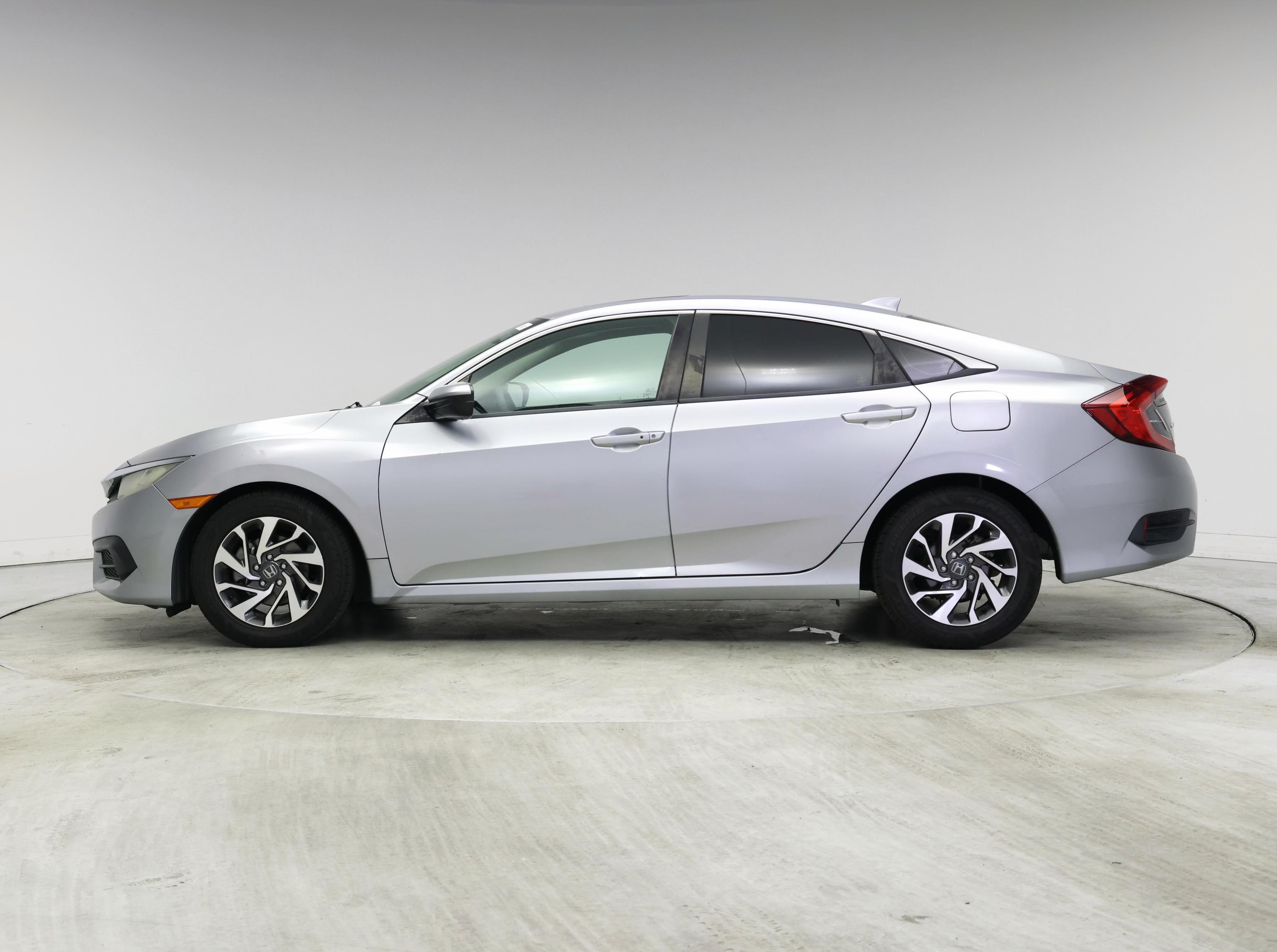 Thumbnail: 2018 Honda Civic - 3