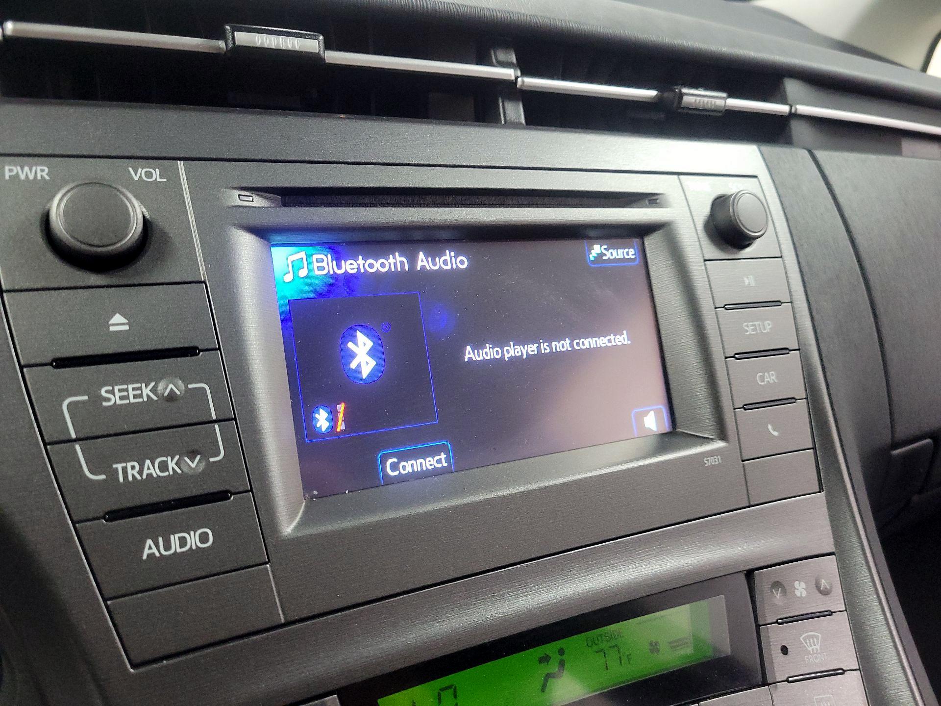 Thumbnail: 2014 Toyota Prius - 14