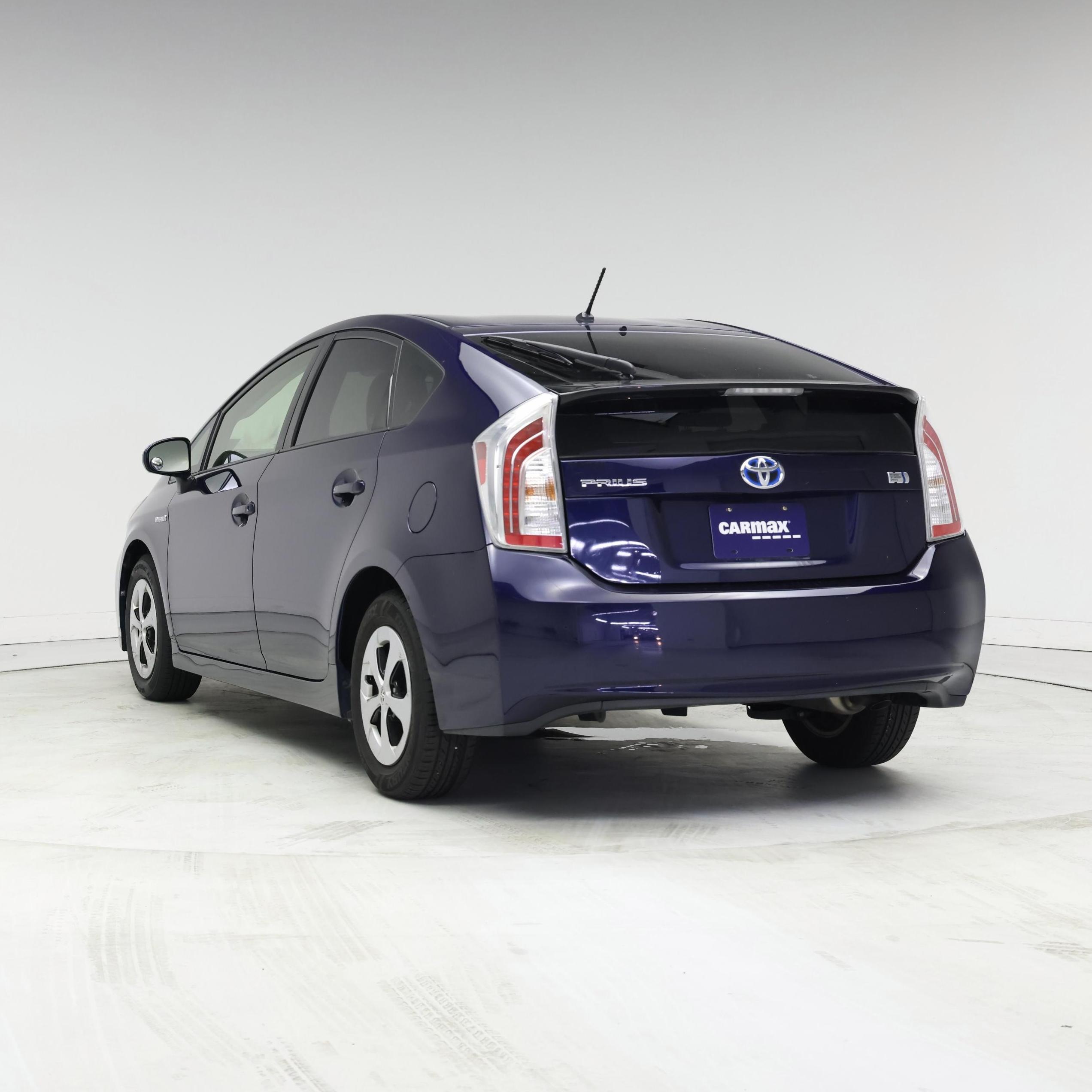 Thumbnail: 2014 Toyota Prius - 2