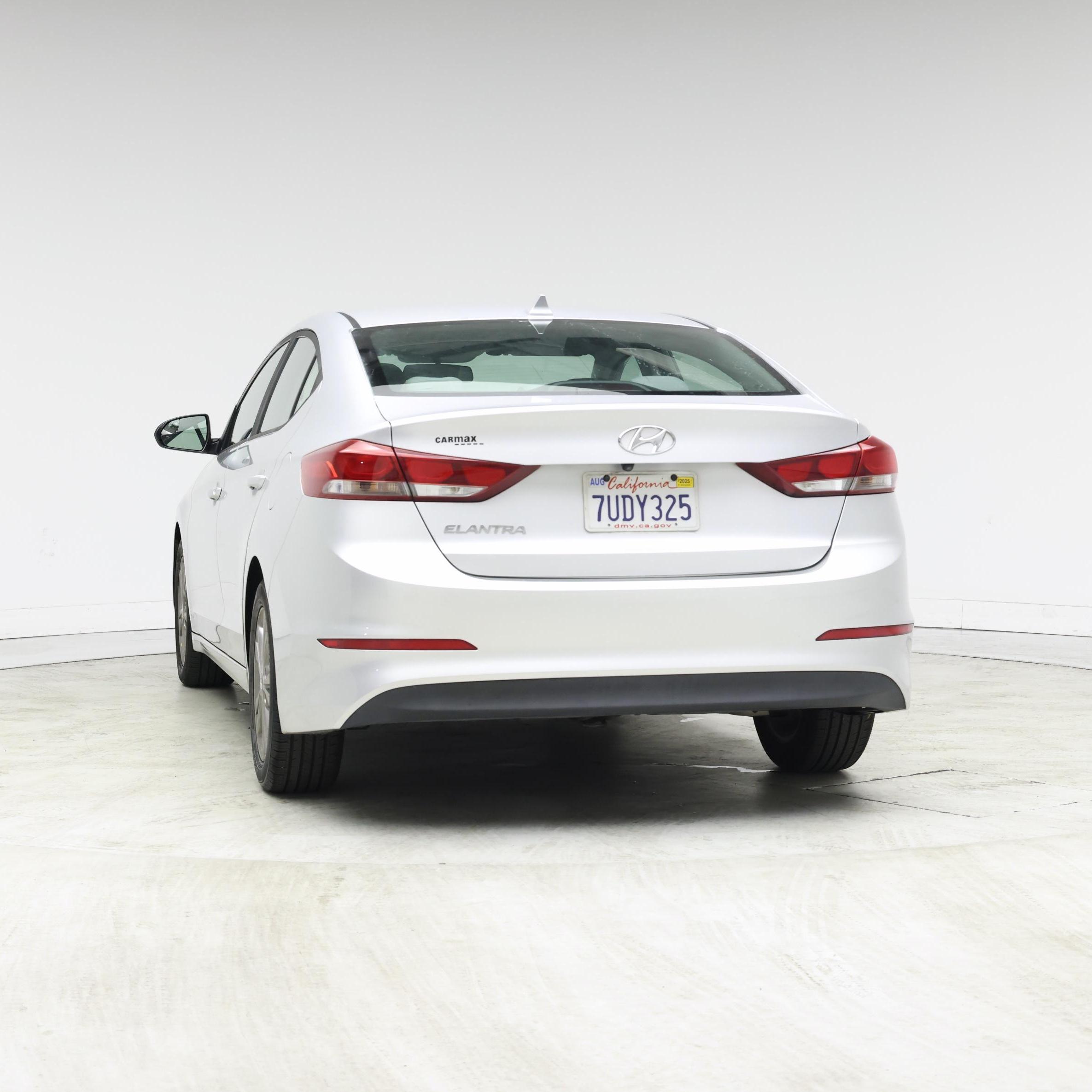 Thumbnail: 2017 Hyundai Elantra - 6