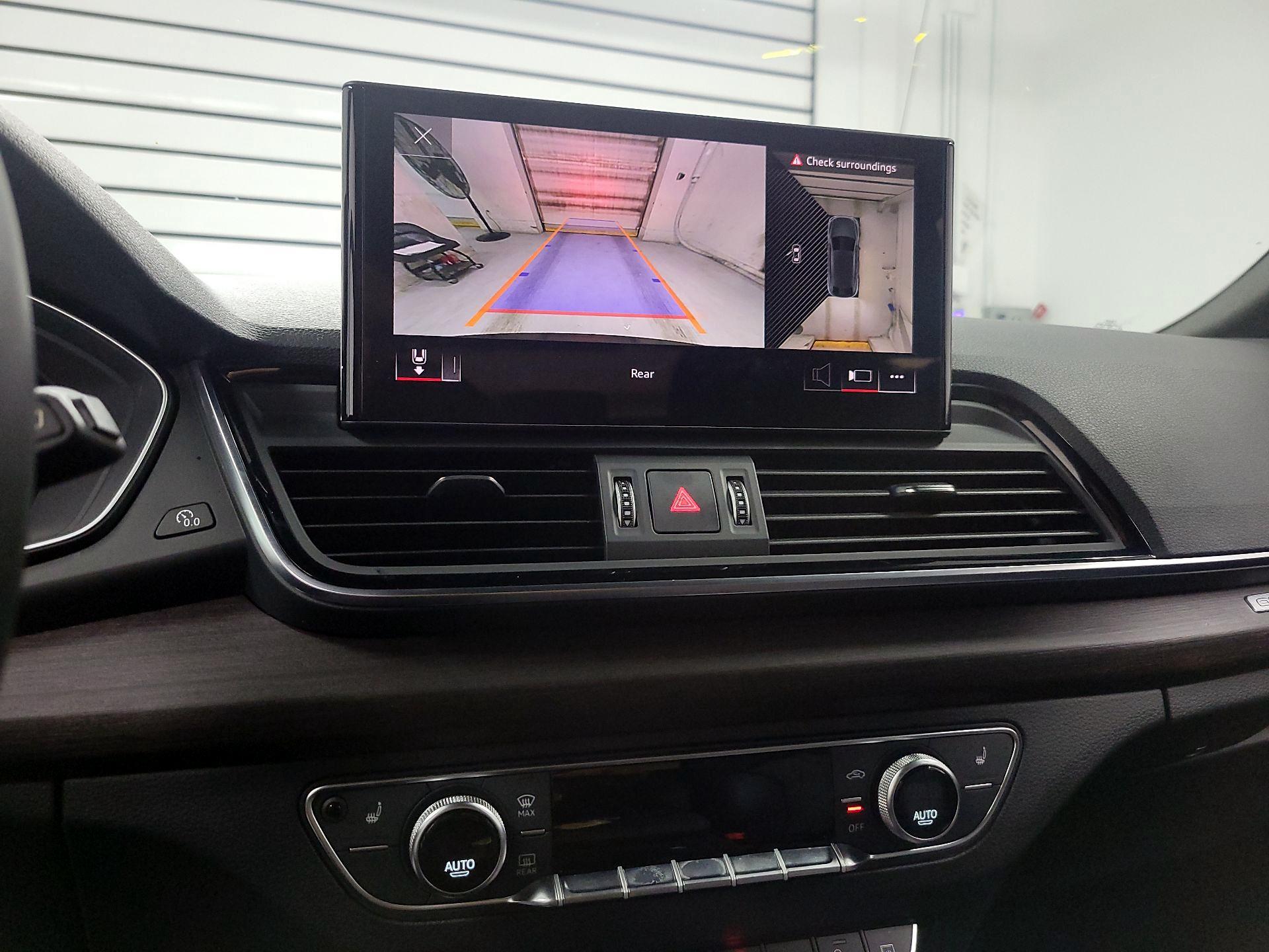 Thumbnail: 2022 Audi Q5 - 14
