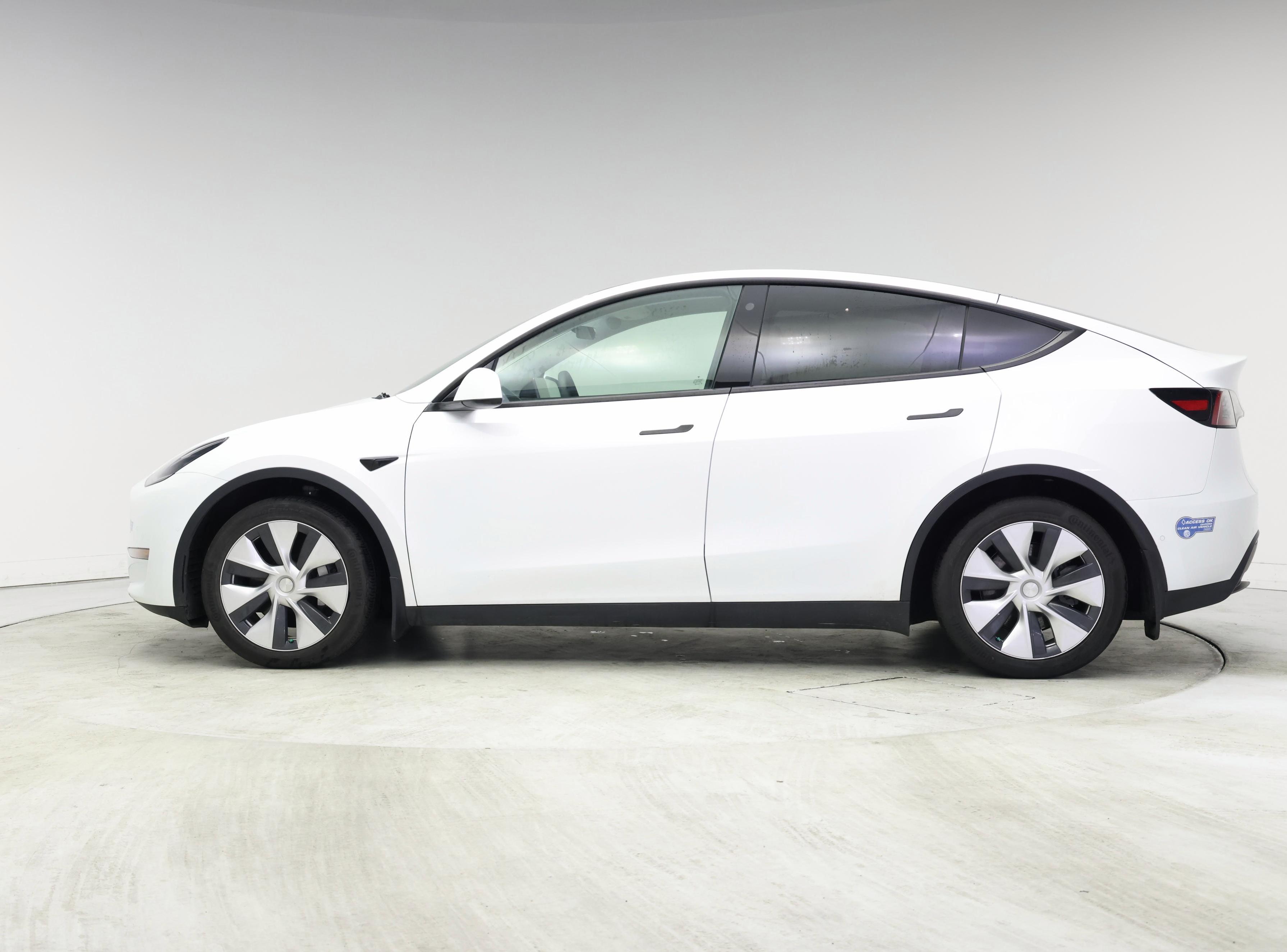 Thumbnail: 2021 Tesla Model Y - 3