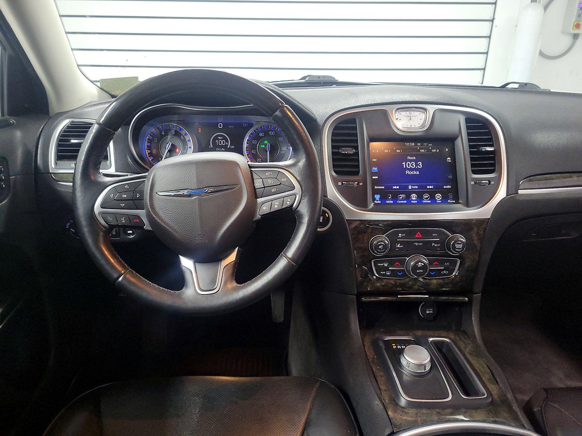 Thumbnail: 2015 Chrysler 300 - 9