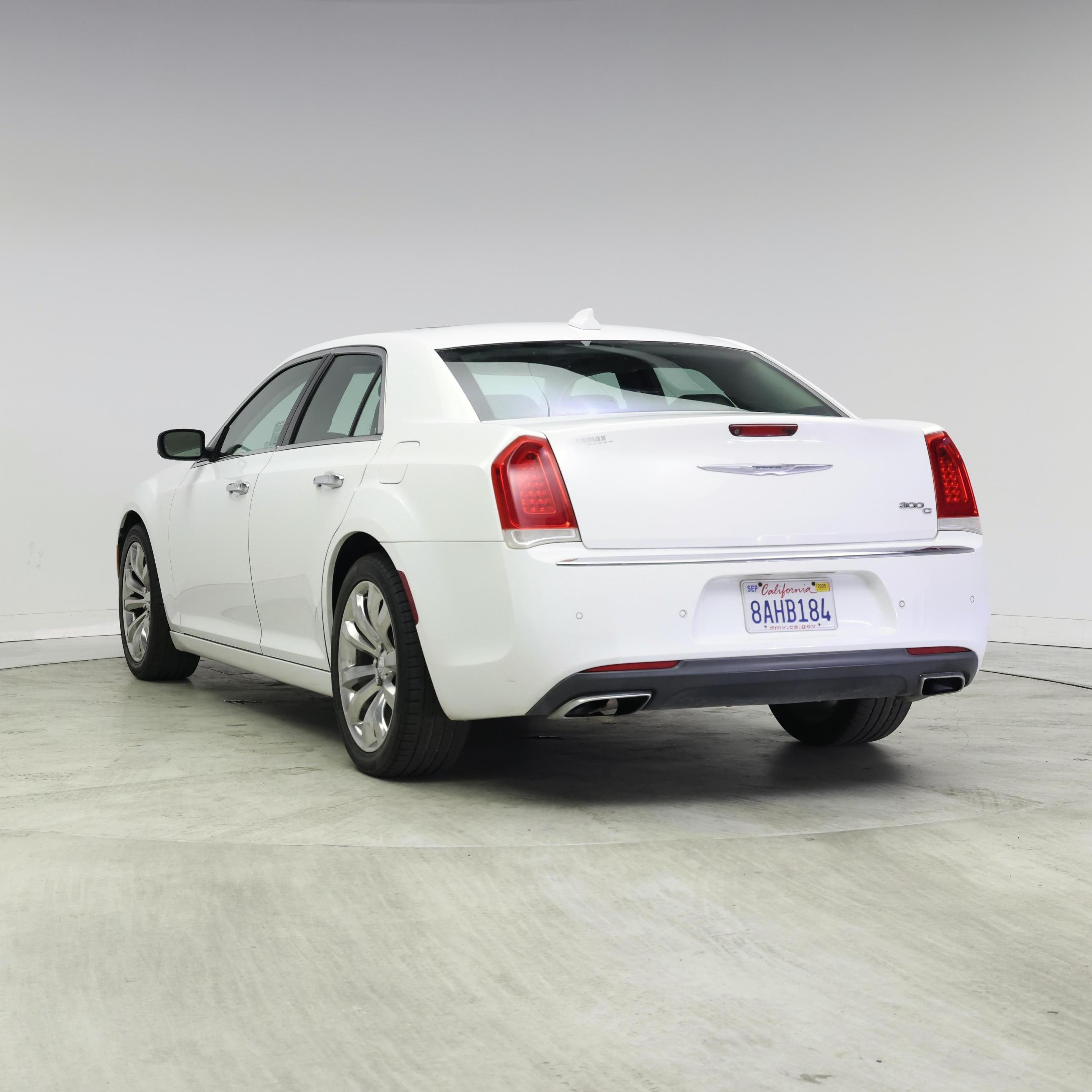 Thumbnail: 2015 Chrysler 300 - 2