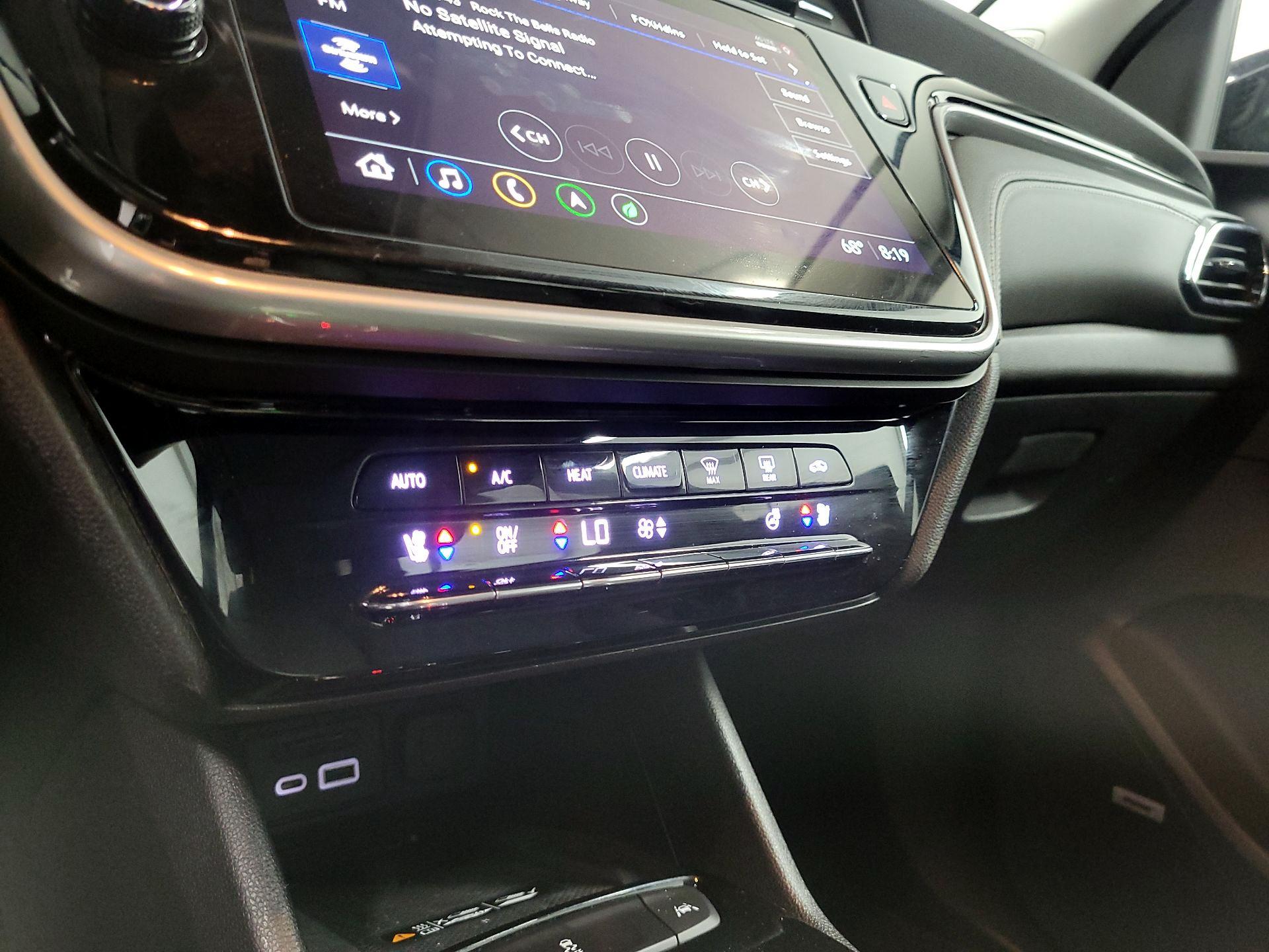 Thumbnail: 2023 Chevrolet Bolt EUV - 15