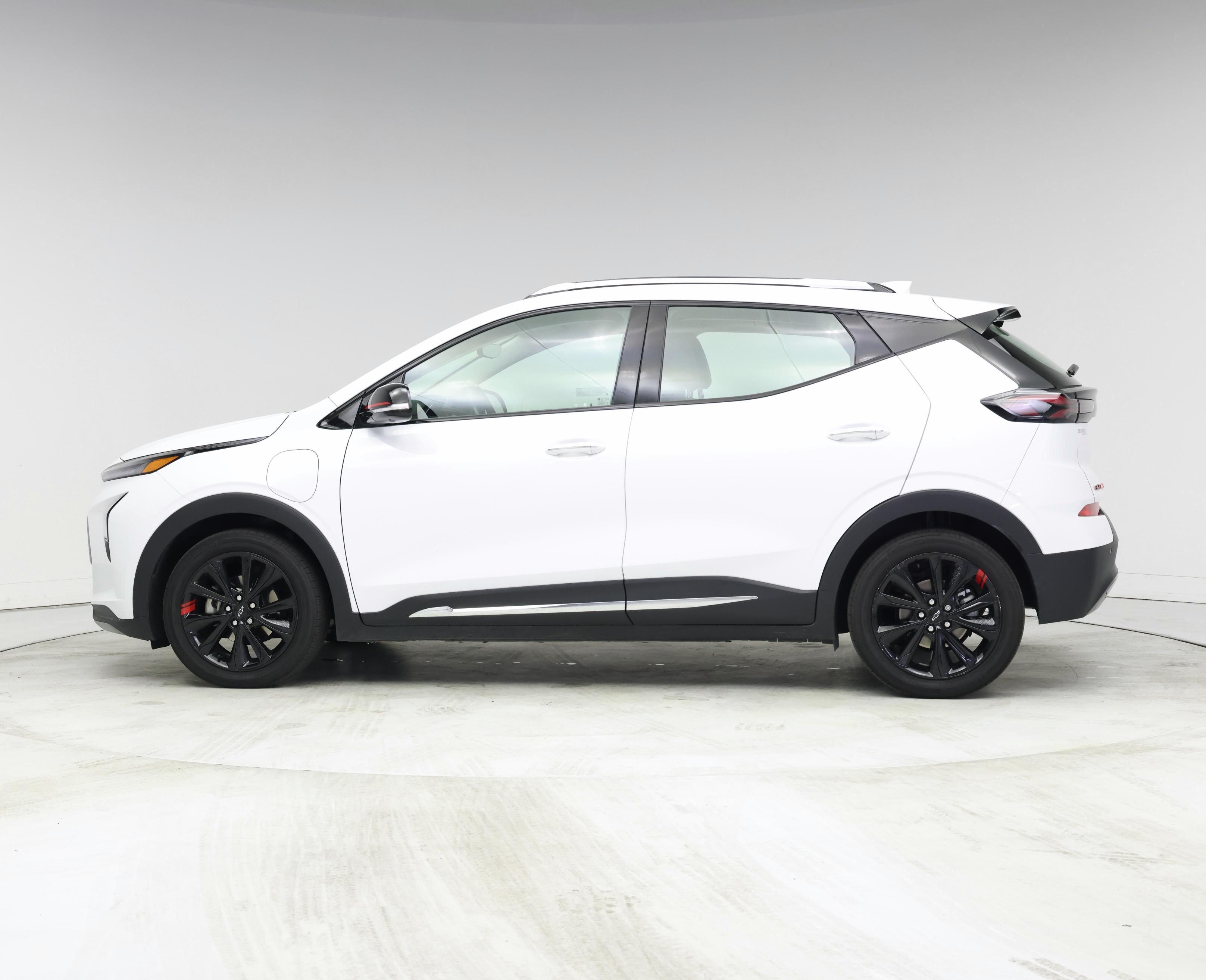 Thumbnail: 2023 Chevrolet Bolt EUV - 3