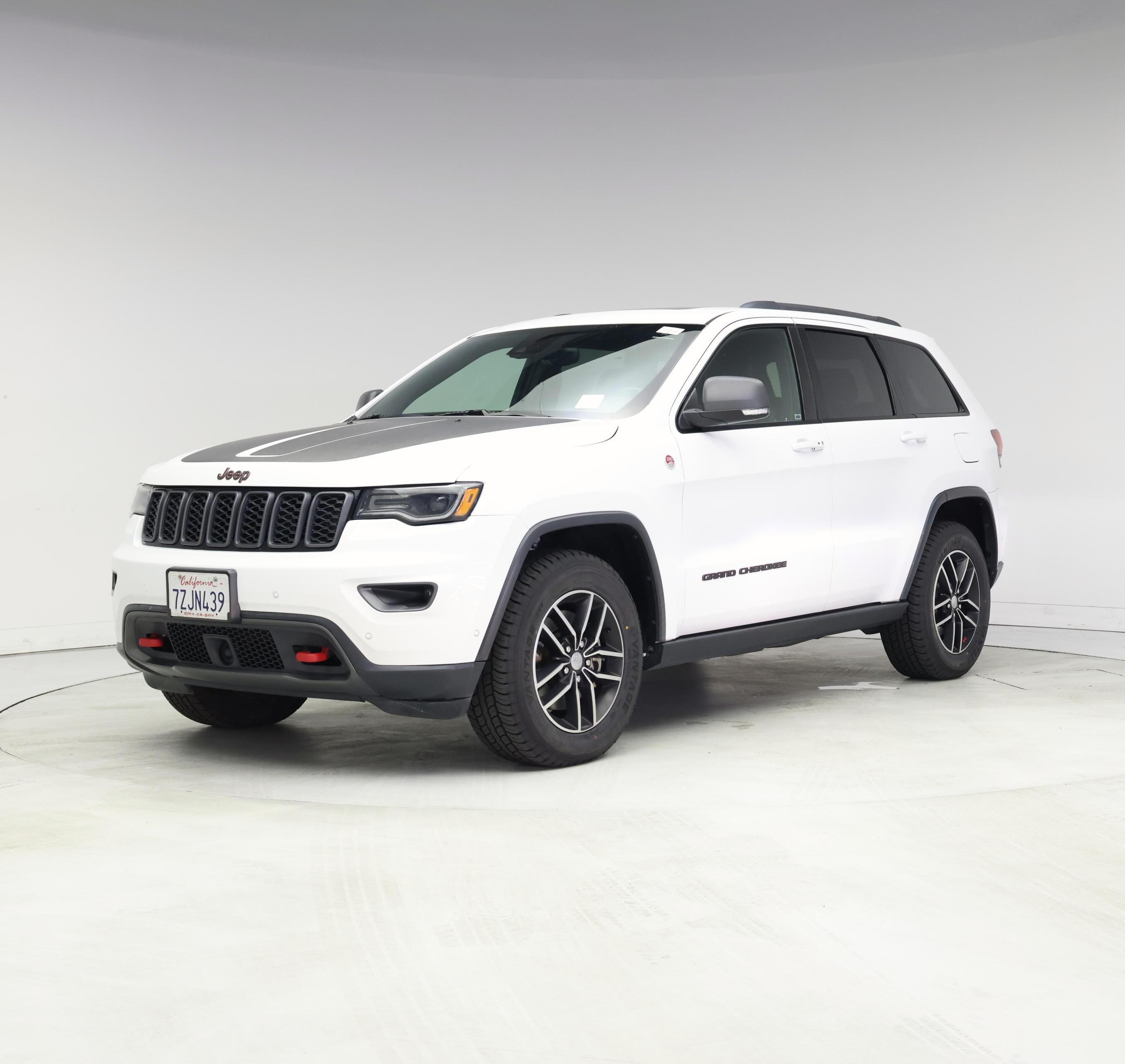 Thumbnail: 2017 Jeep Grand Cherokee - 4