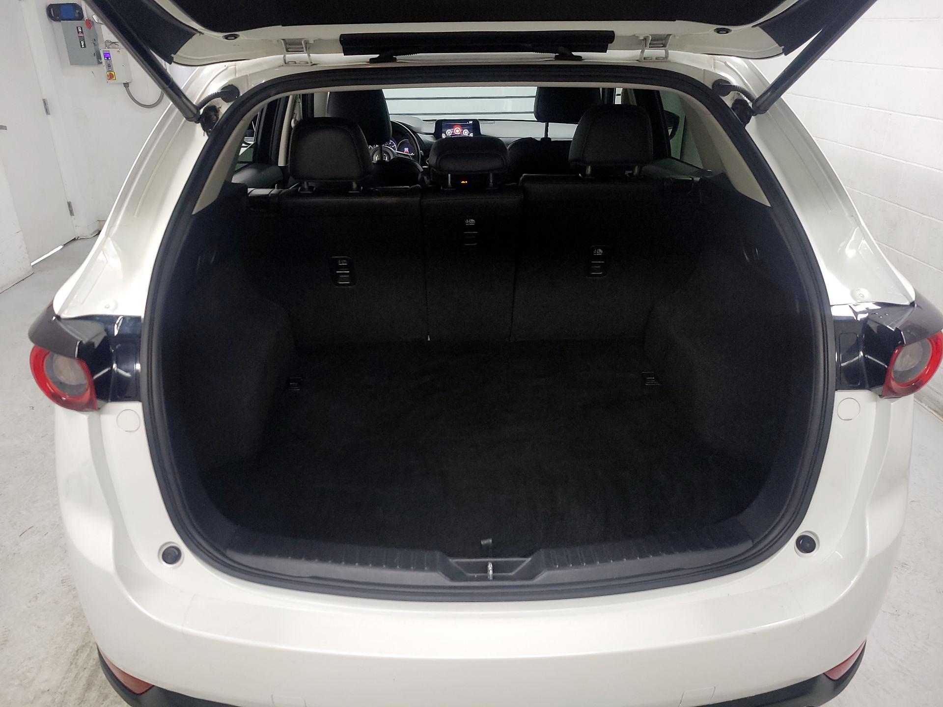 Thumbnail: 2018 Mazda CX-5 - 18
