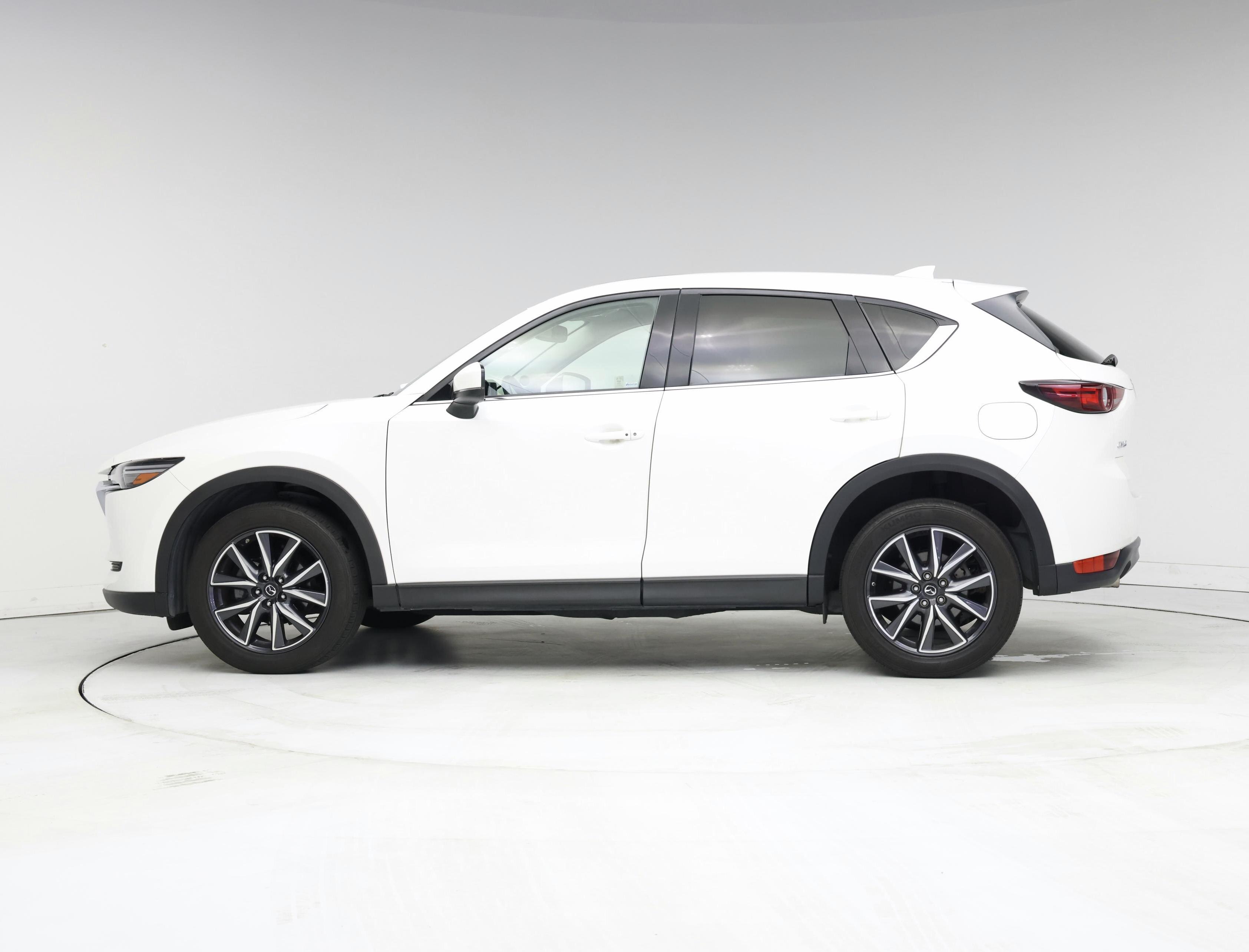 Thumbnail: 2018 Mazda CX-5 - 3