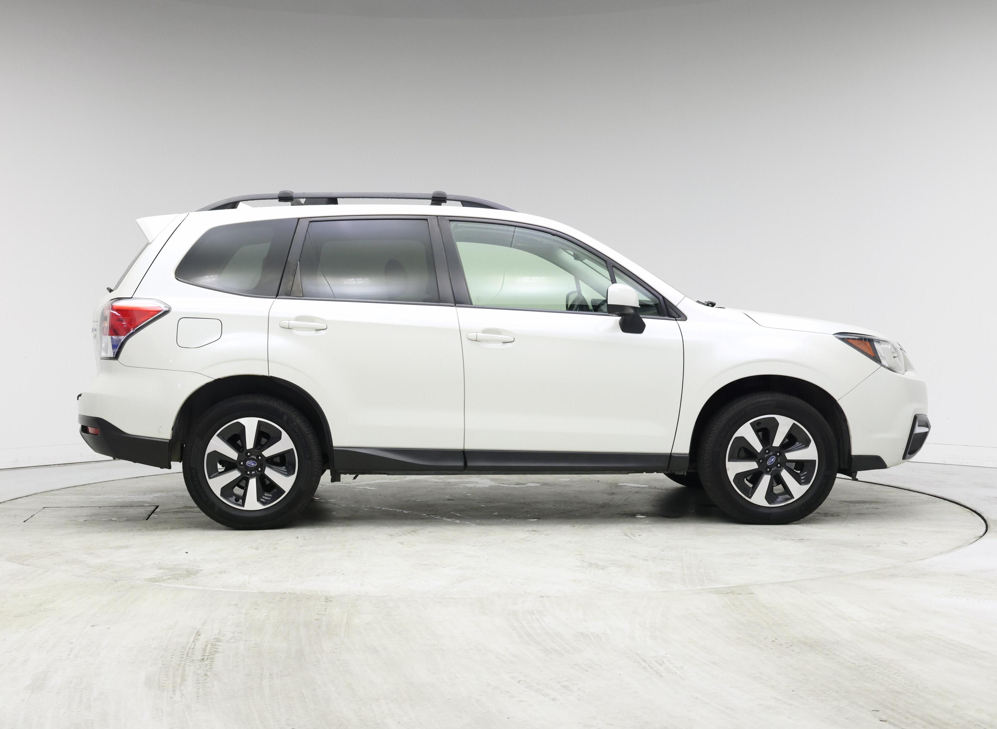 Thumbnail: 2017 Subaru Forester - 7