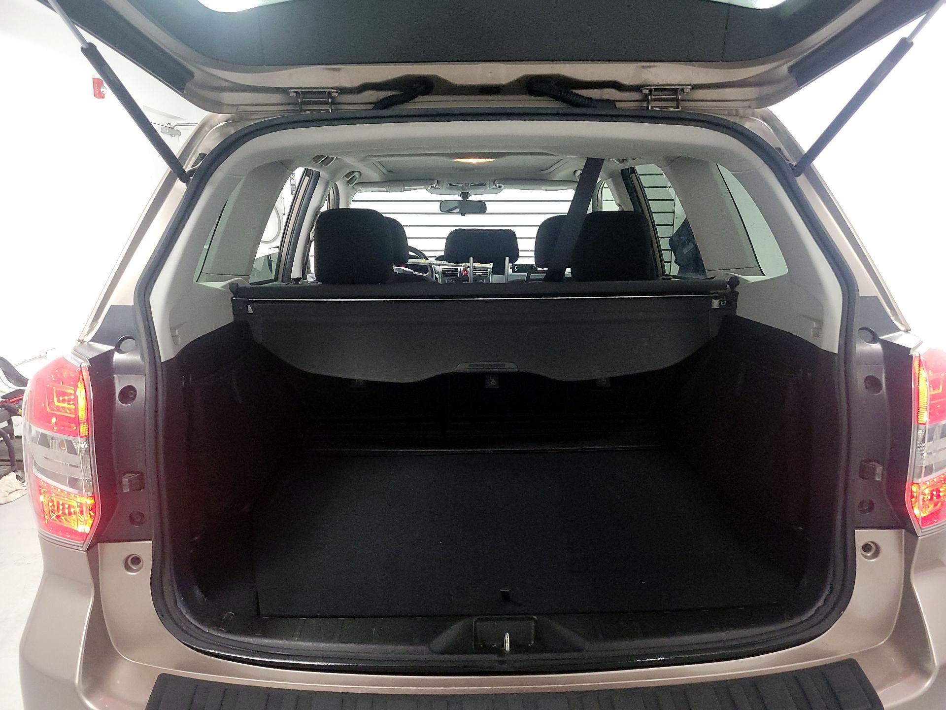 Thumbnail: 2015 Subaru Forester - 18