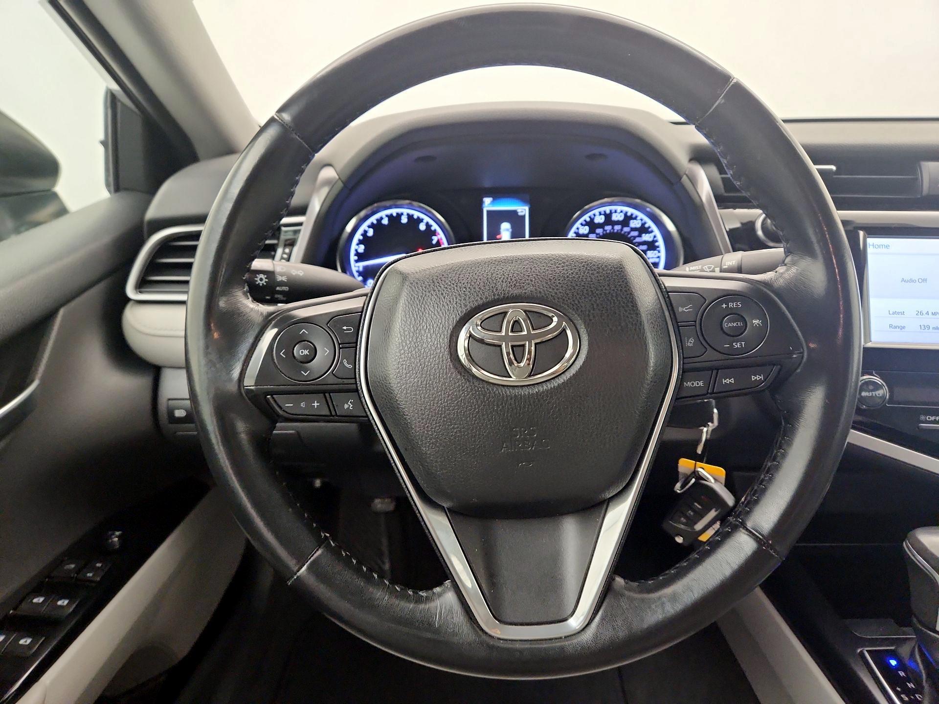 Thumbnail: 2019 Toyota Camry - 10