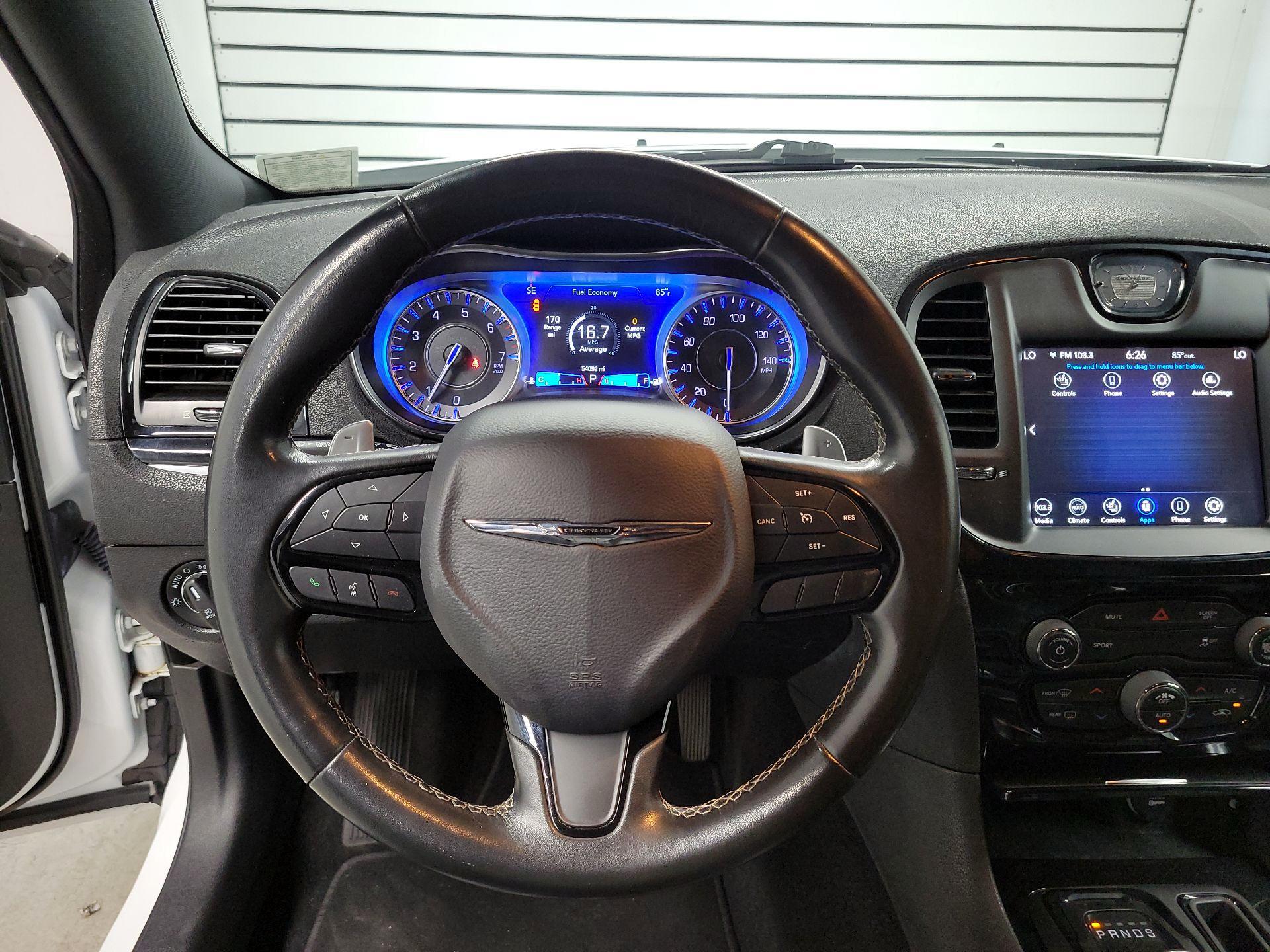 Thumbnail: 2020 Chrysler 300 - 10