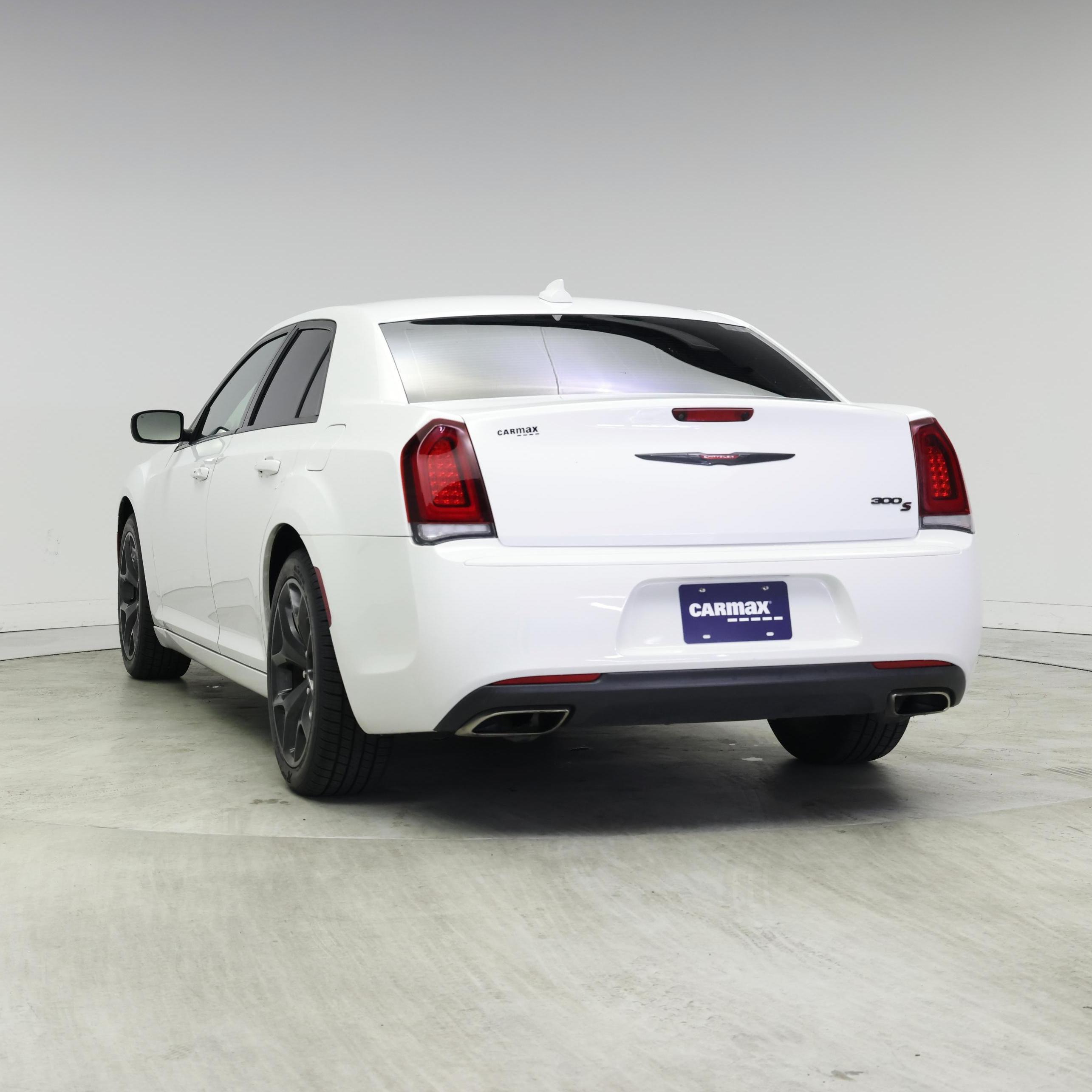 Thumbnail: 2020 Chrysler 300 - 2