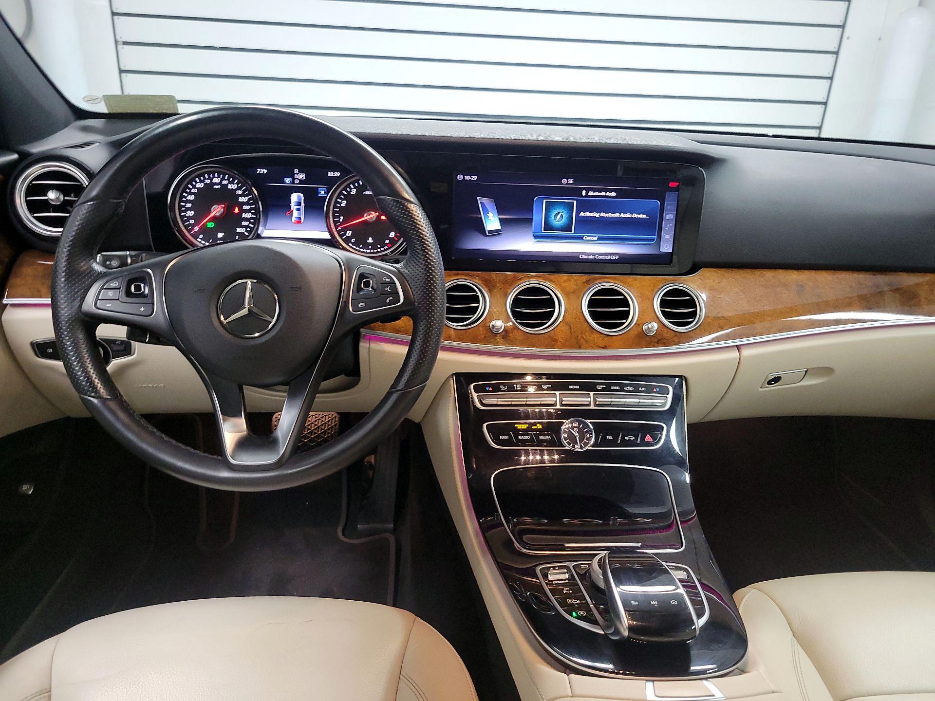 Thumbnail: 2018 Mercedes-Benz E-Class - 9
