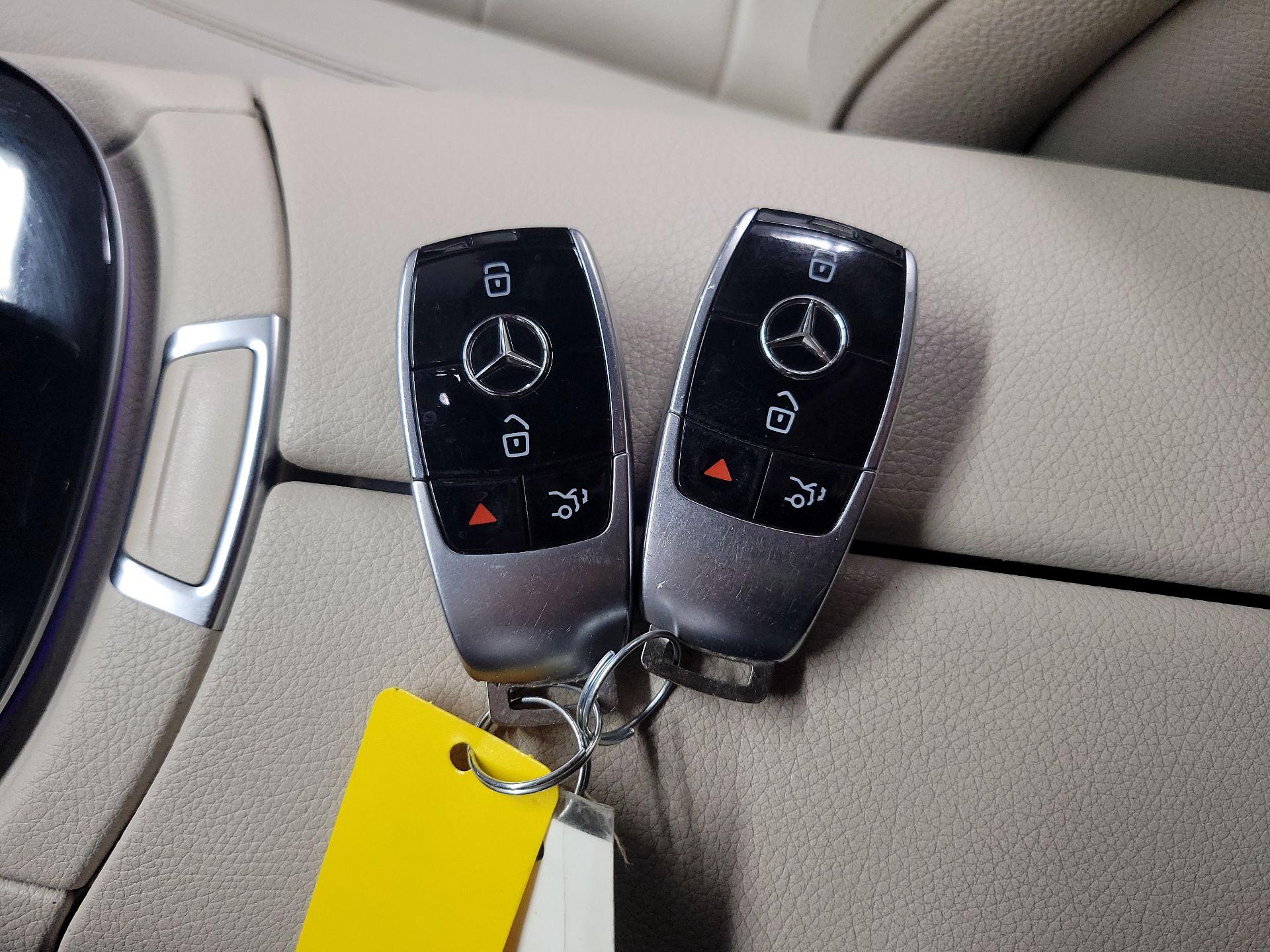 Thumbnail: 2018 Mercedes-Benz E-Class - 20