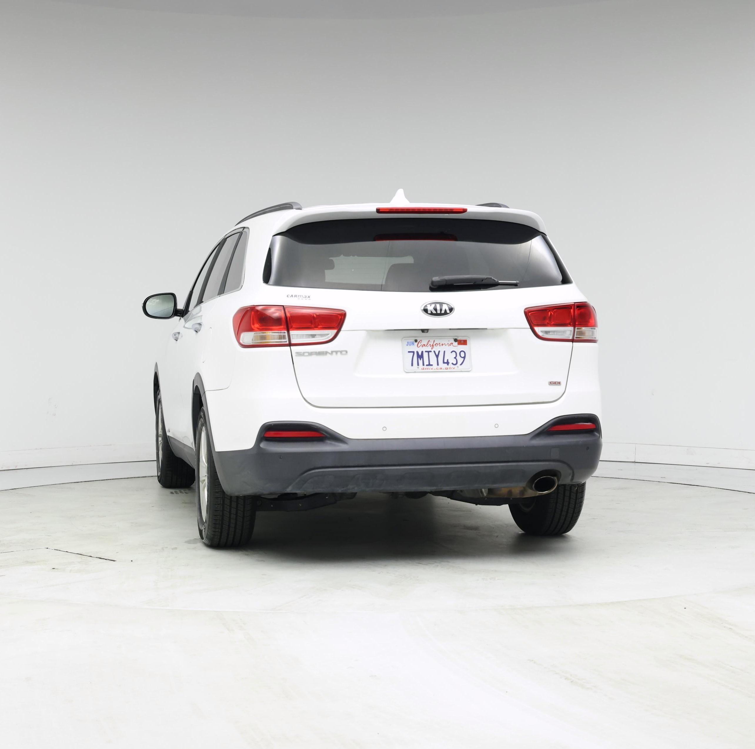 Thumbnail: 2016 Kia Sorento - 6