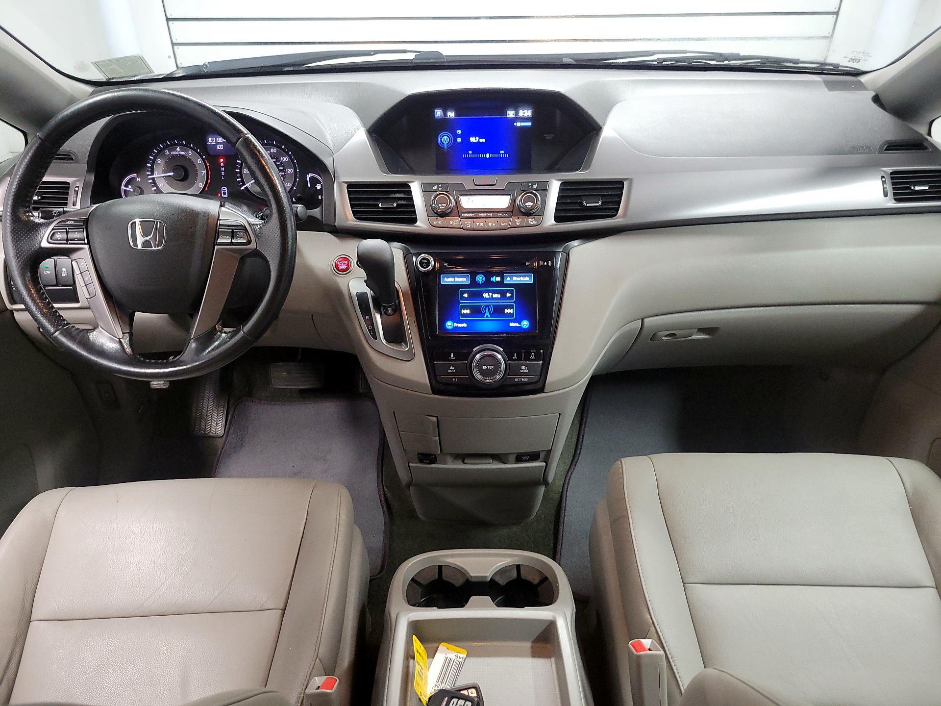 Thumbnail: 2017 Honda Odyssey - 9