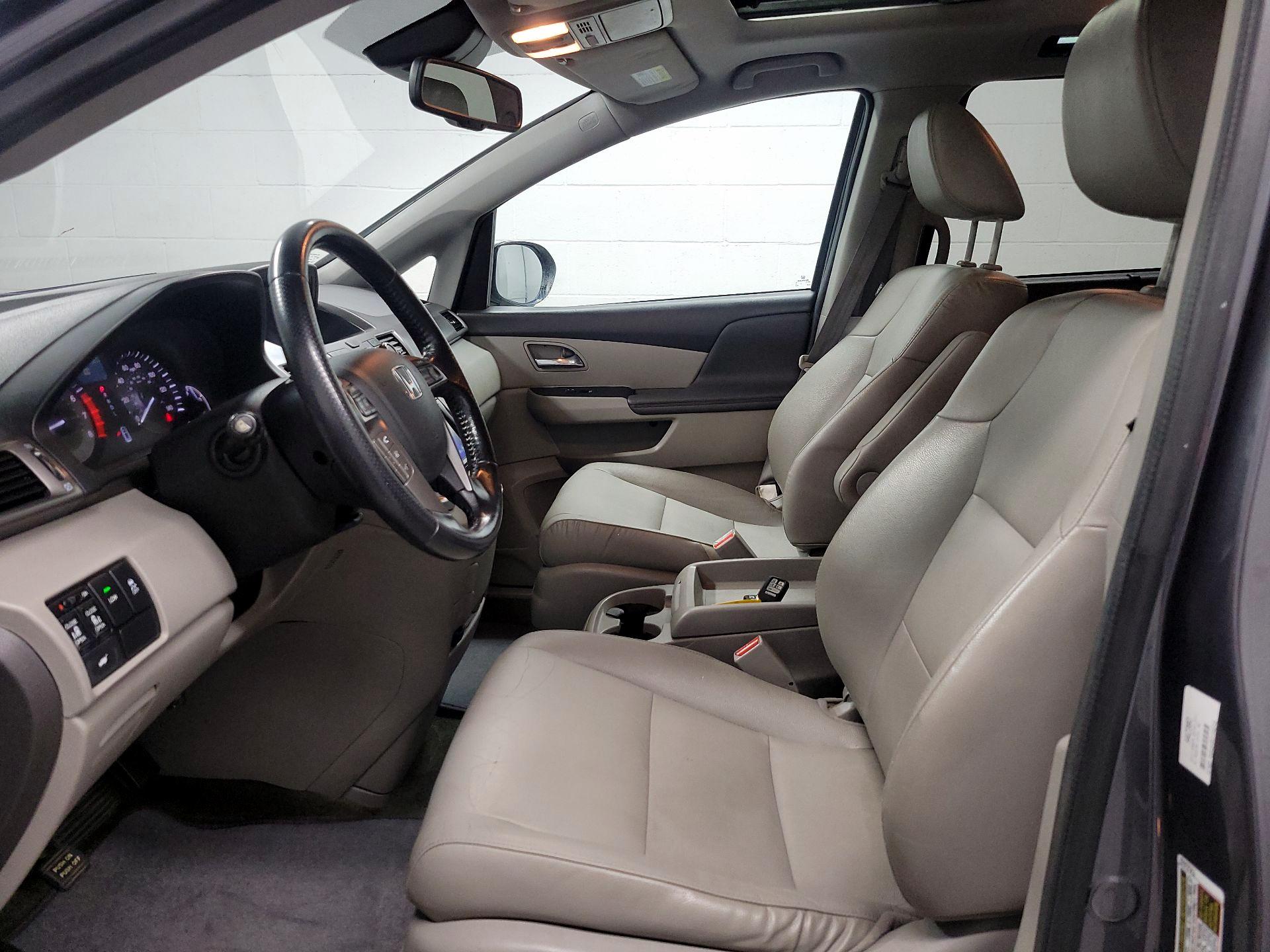 Thumbnail: 2017 Honda Odyssey - 11