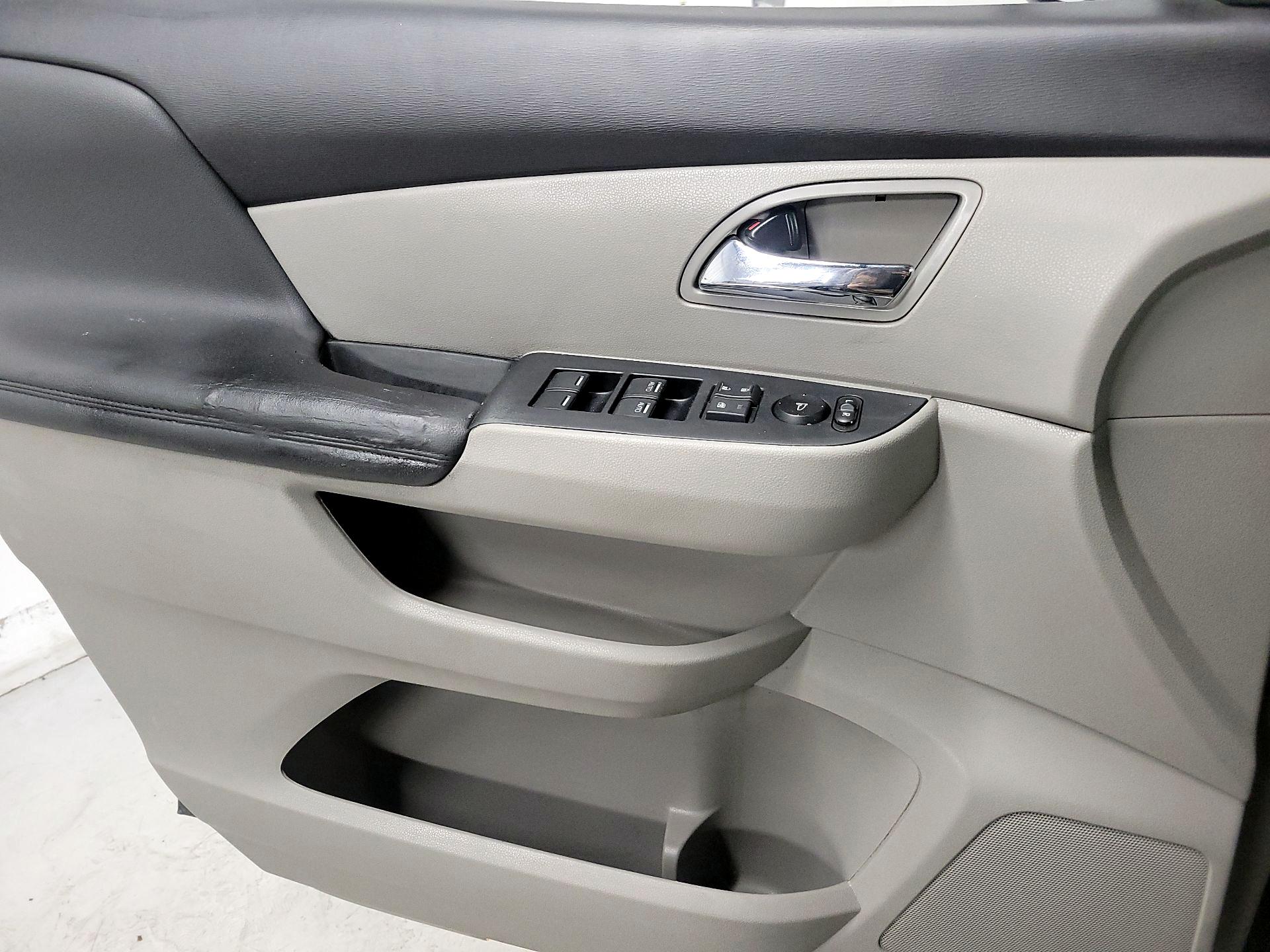 Thumbnail: 2017 Honda Odyssey - 12