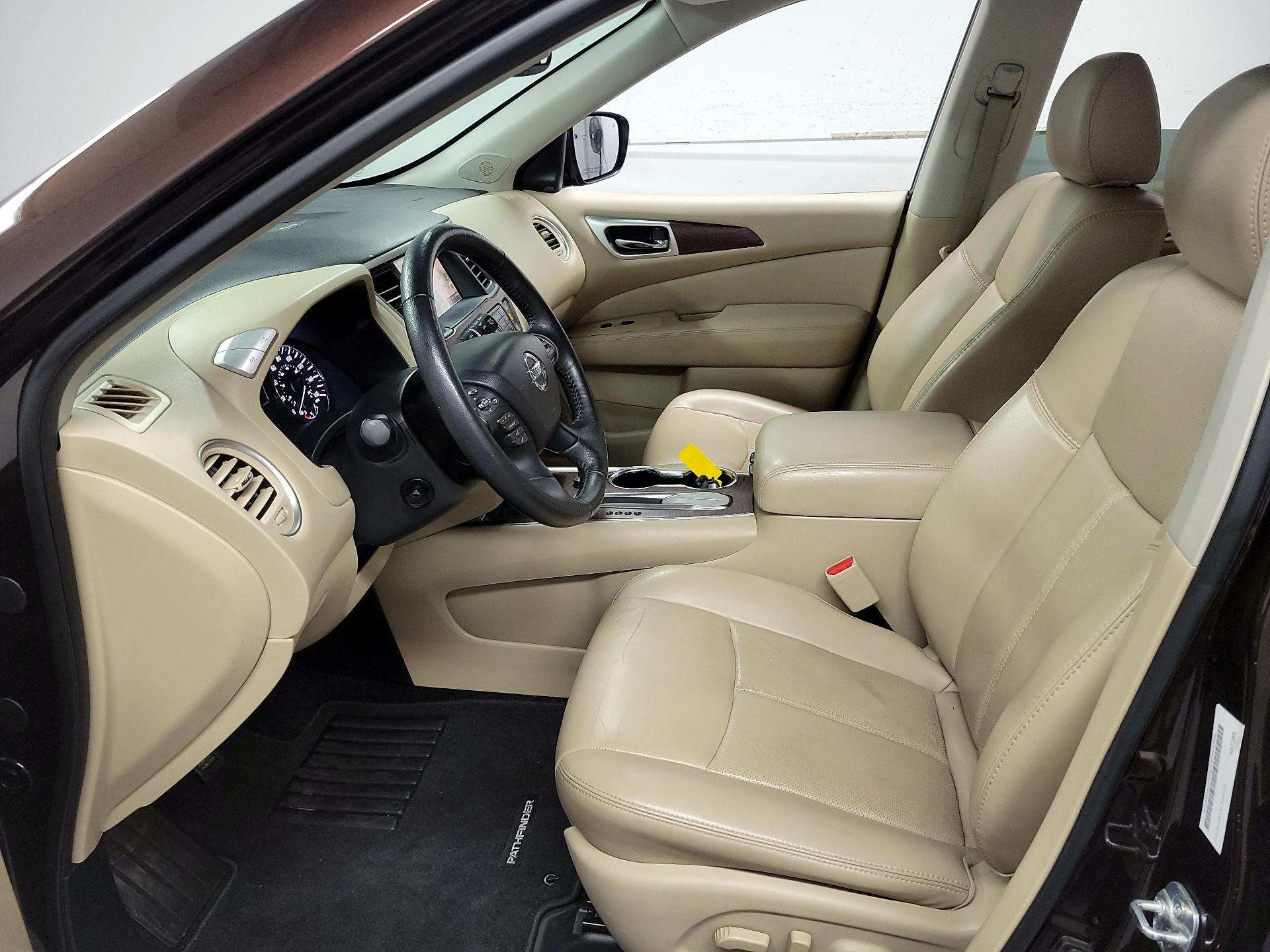 Thumbnail: 2019 Nissan Pathfinder - 11