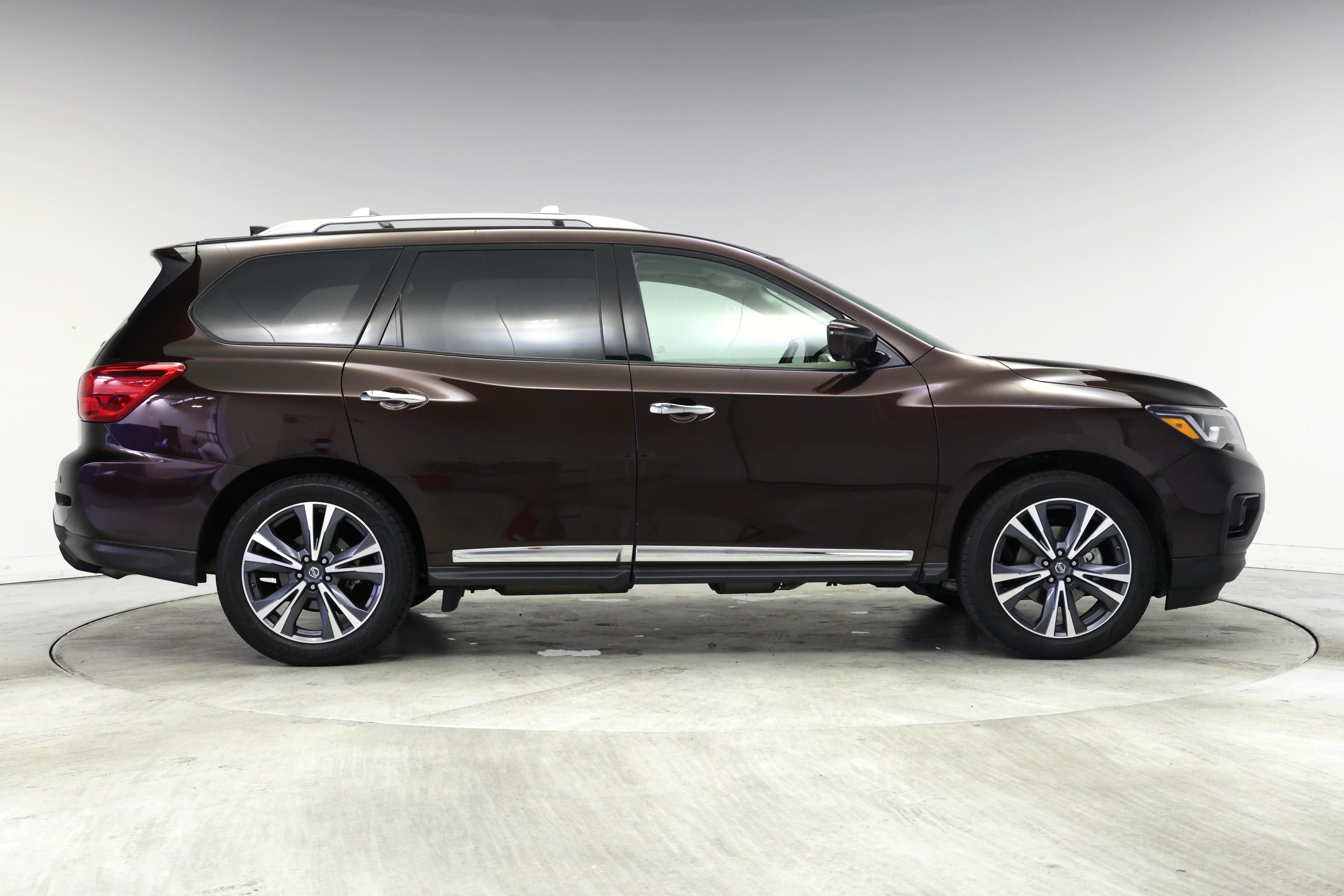 Thumbnail: 2019 Nissan Pathfinder - 7
