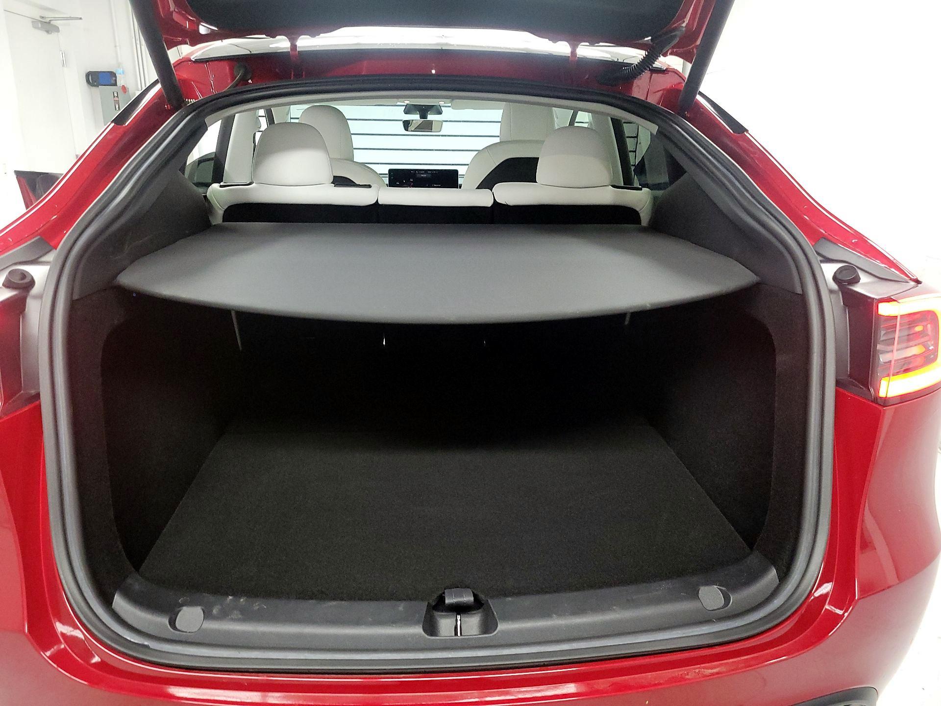 Thumbnail: 2023 Tesla Model Y - 18