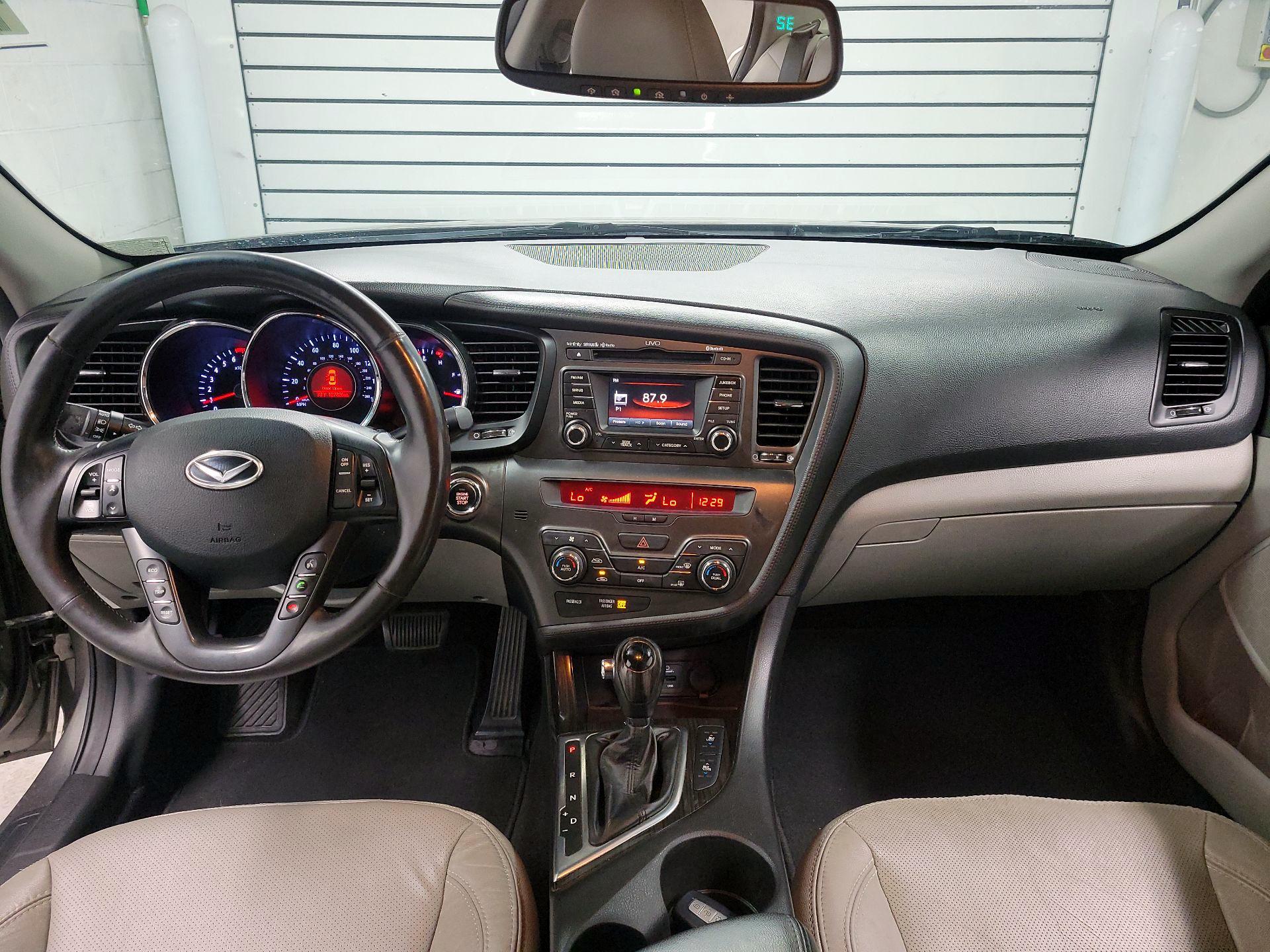 Thumbnail: 2013 Kia Optima - 9