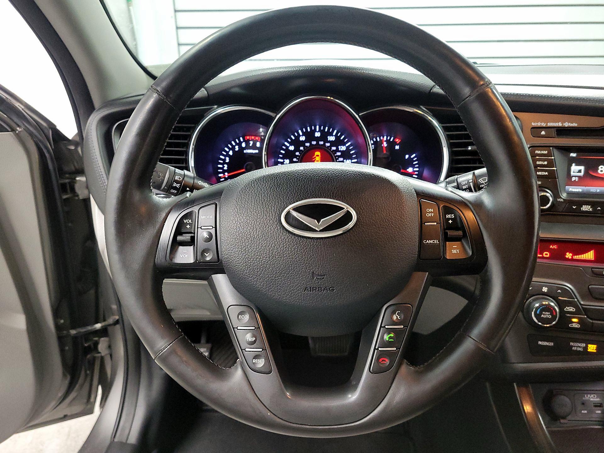 Thumbnail: 2013 Kia Optima - 10