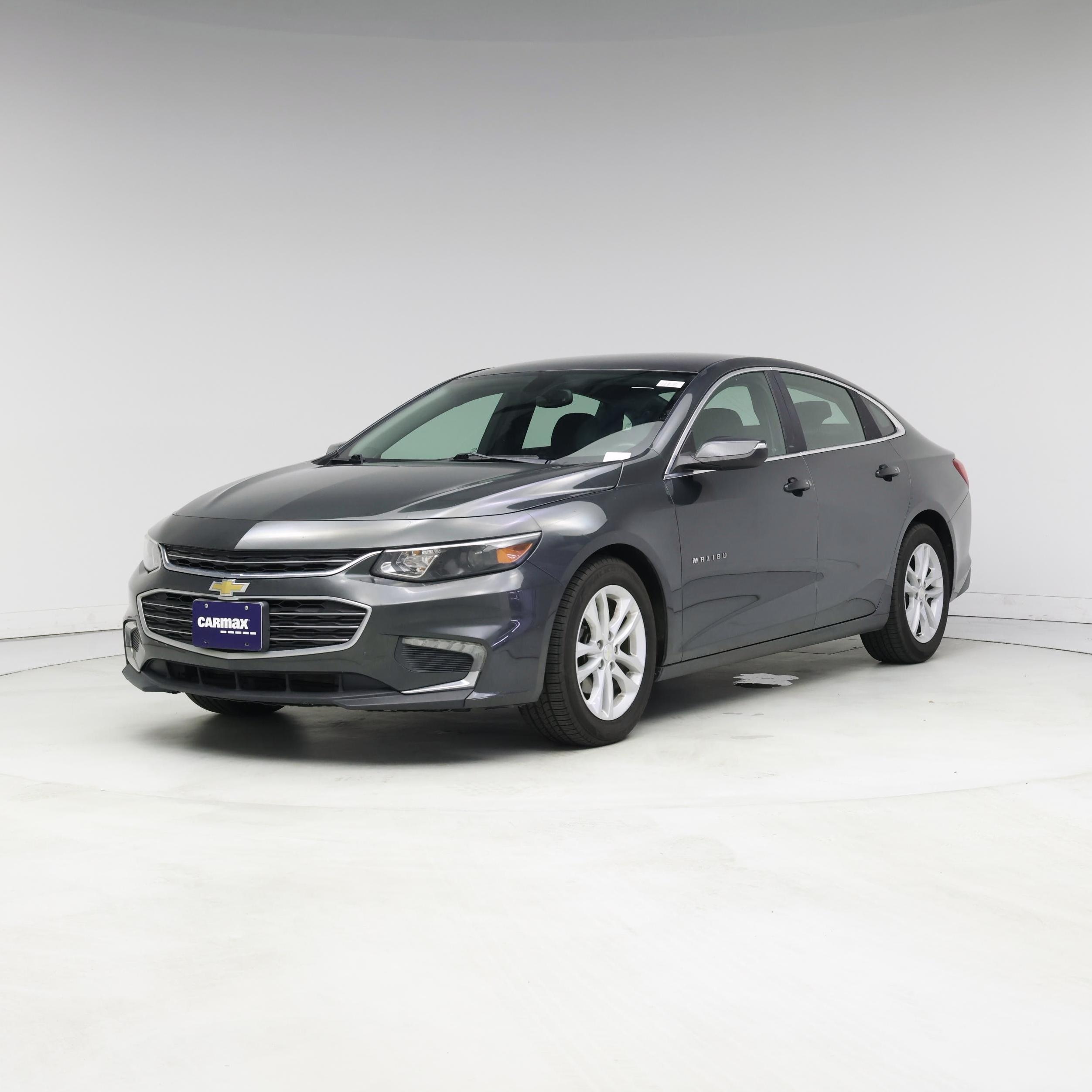 Thumbnail: 2017 Chevrolet Malibu - 4