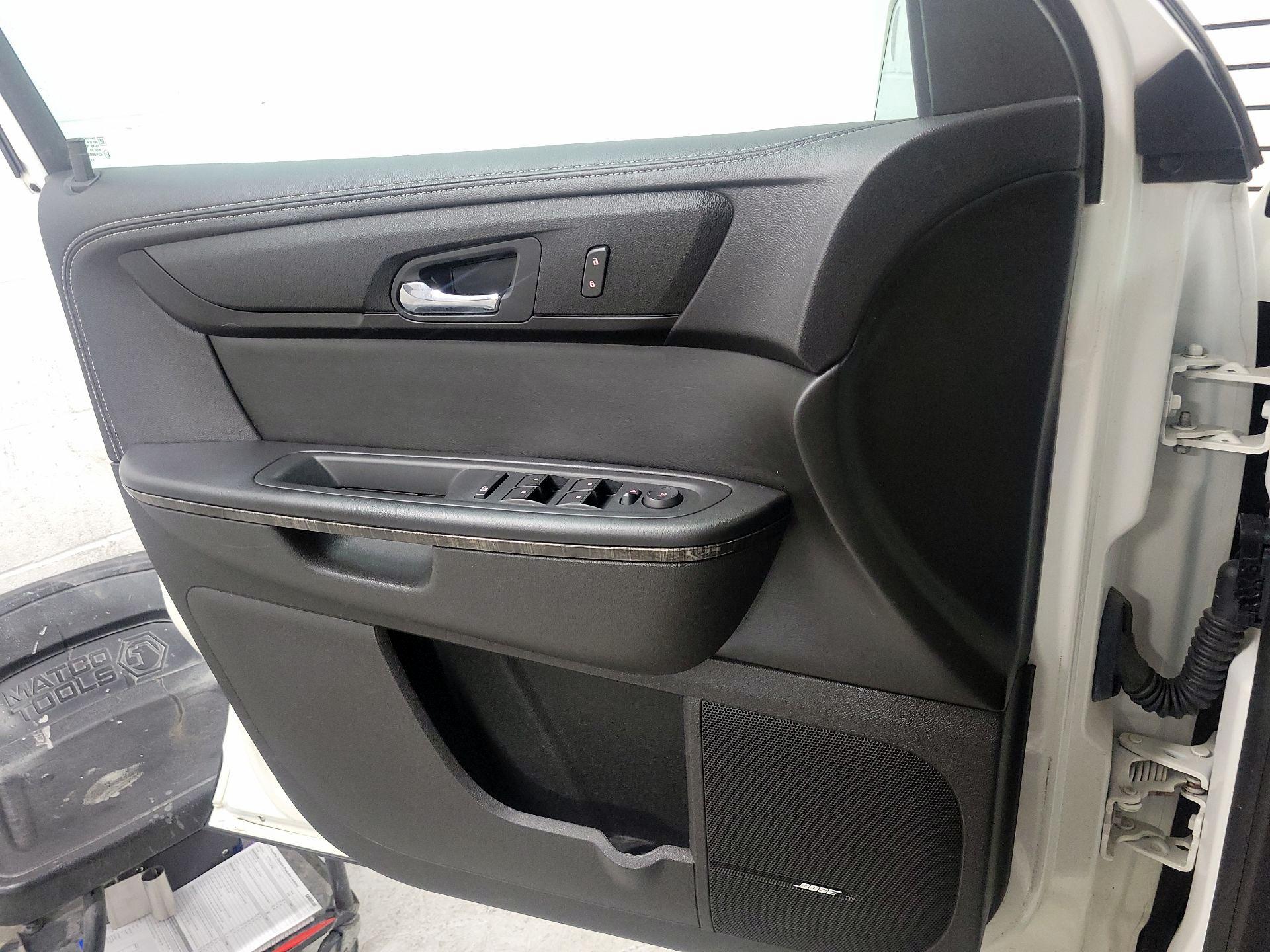 Thumbnail: 2013 GMC Acadia - 12