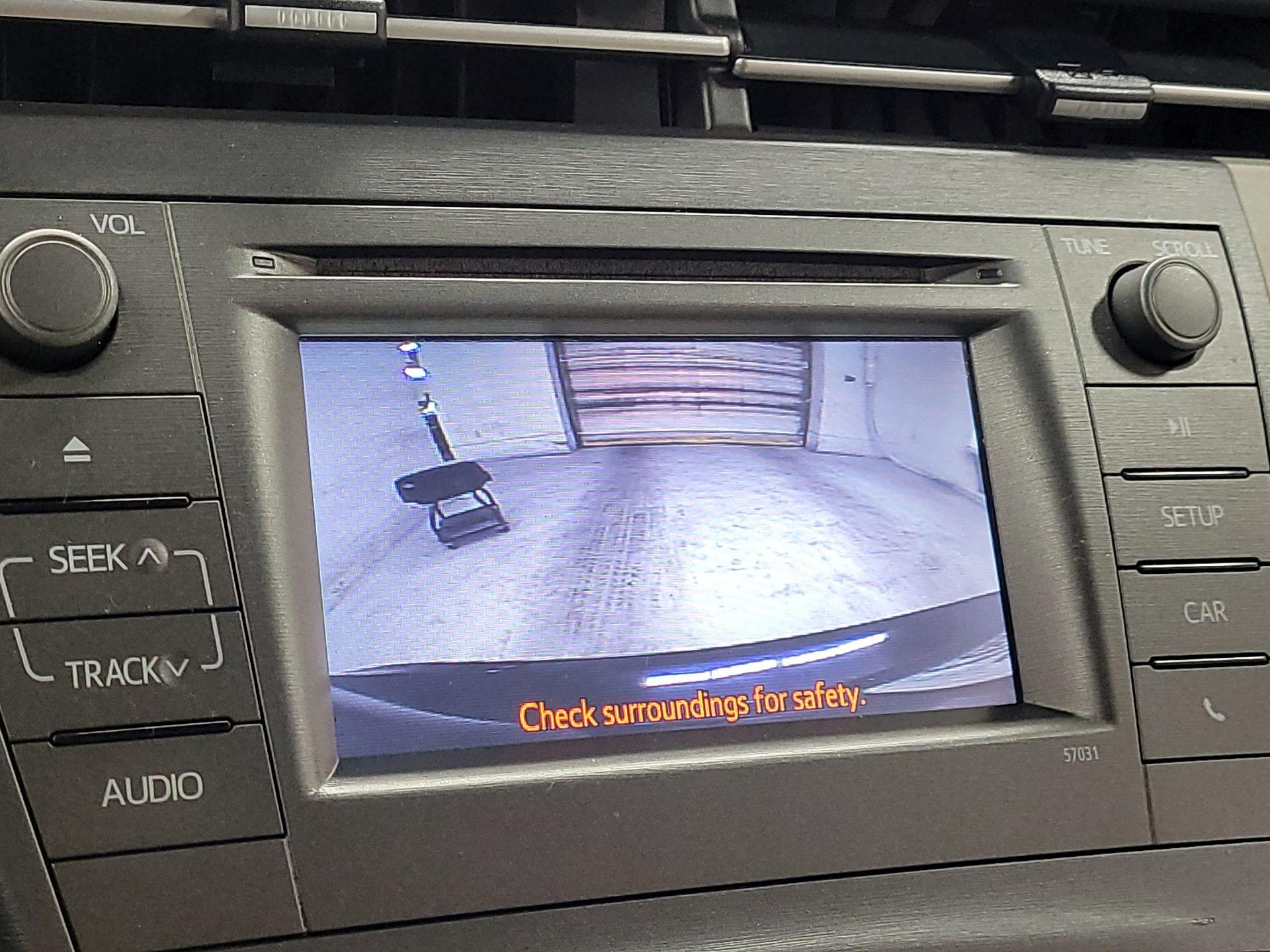 Thumbnail: 2015 Toyota Prius - 13