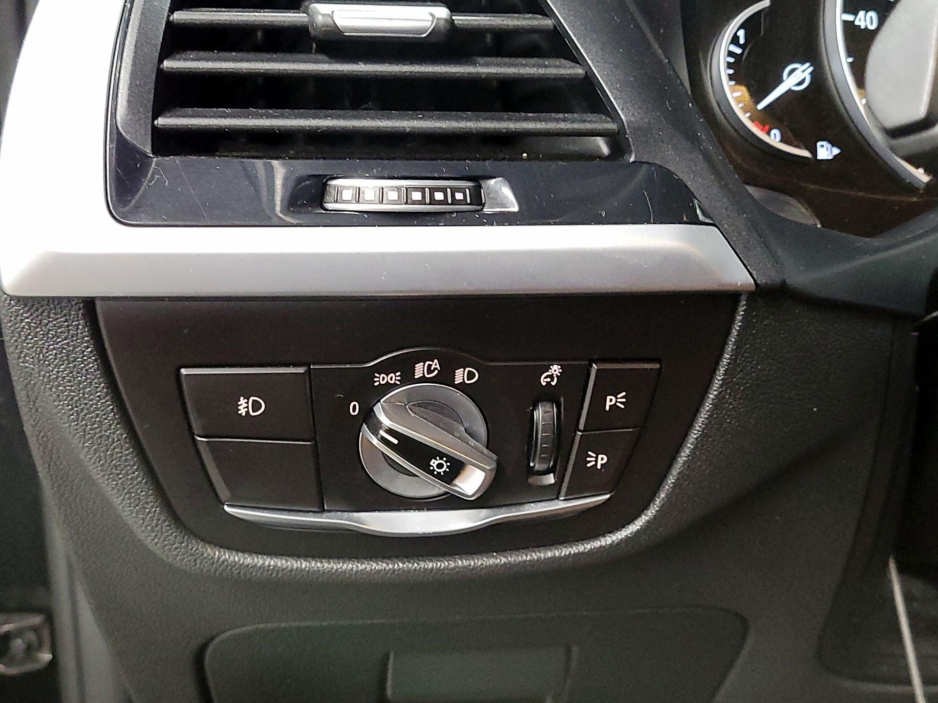 Thumbnail: 2019 BMW X3 - 13