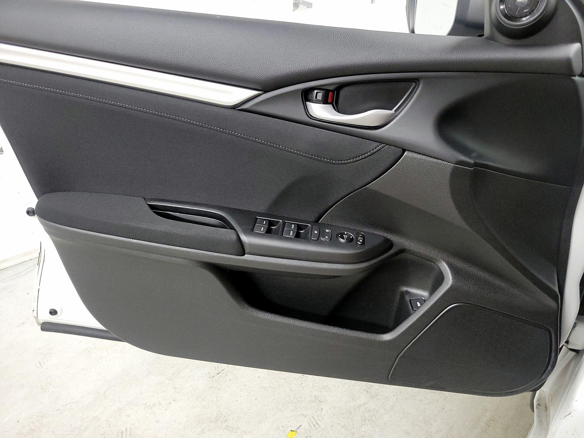 Thumbnail: 2020 Honda Civic - 12