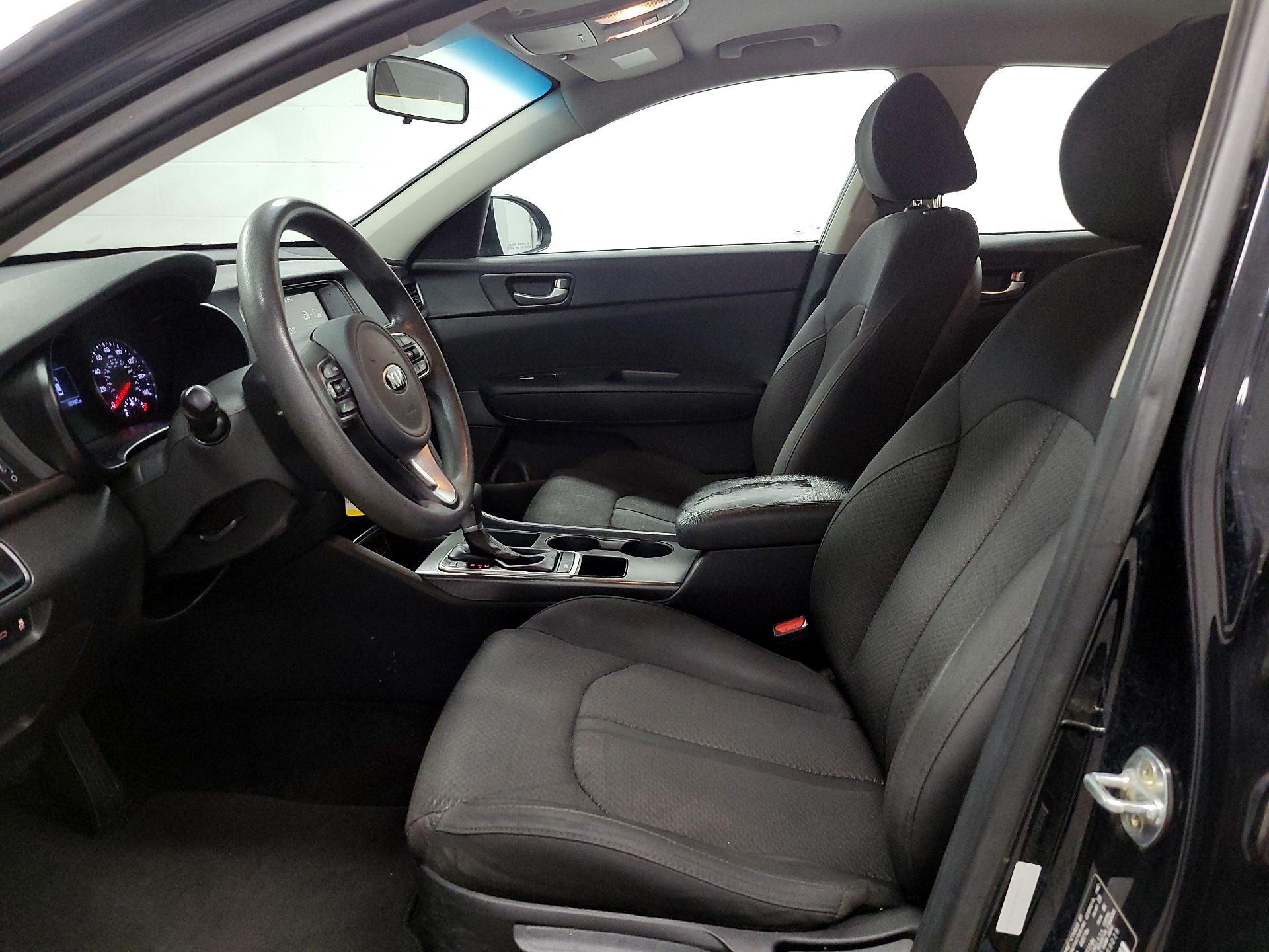 Thumbnail: 2018 Kia Optima - 11