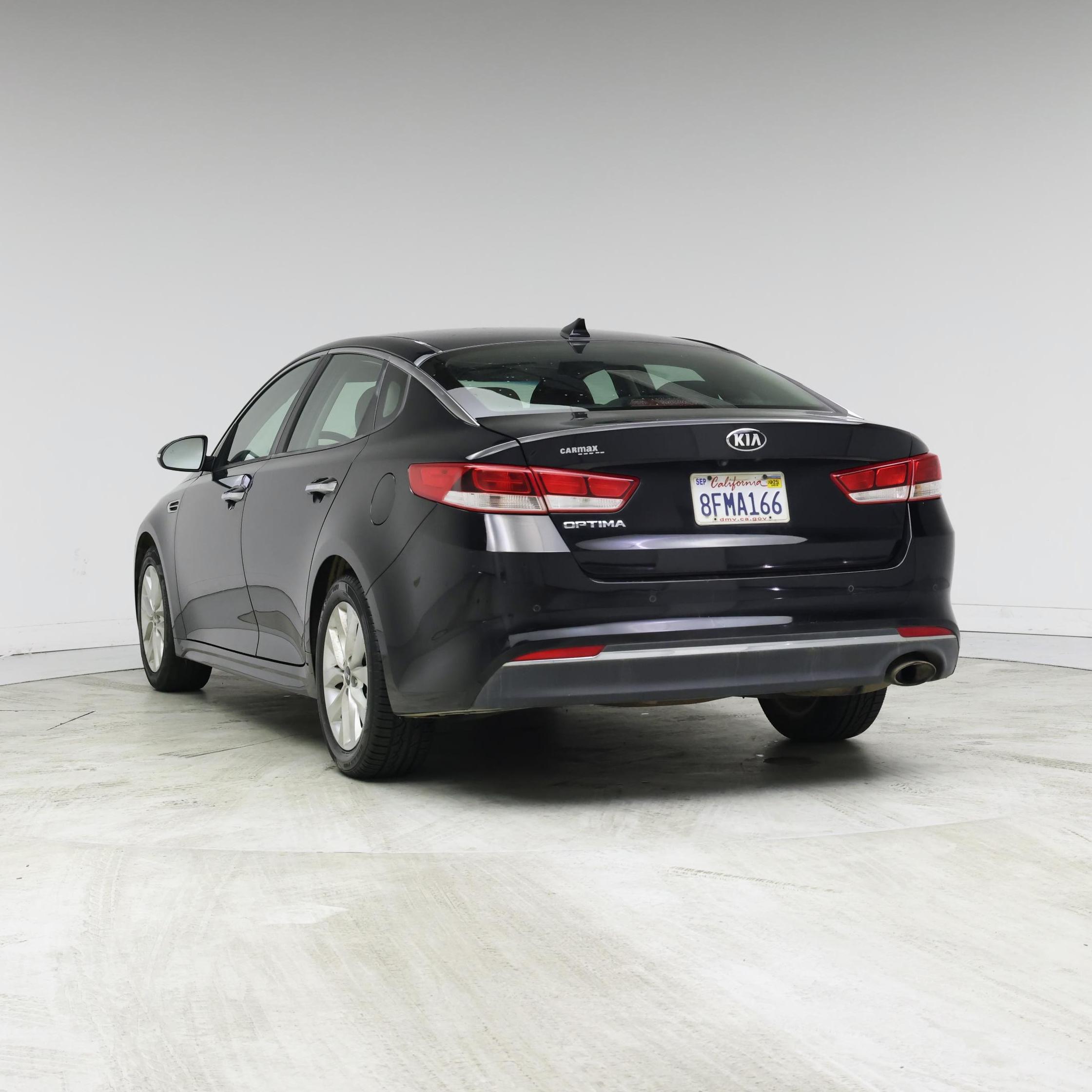 Thumbnail: 2018 Kia Optima - 2