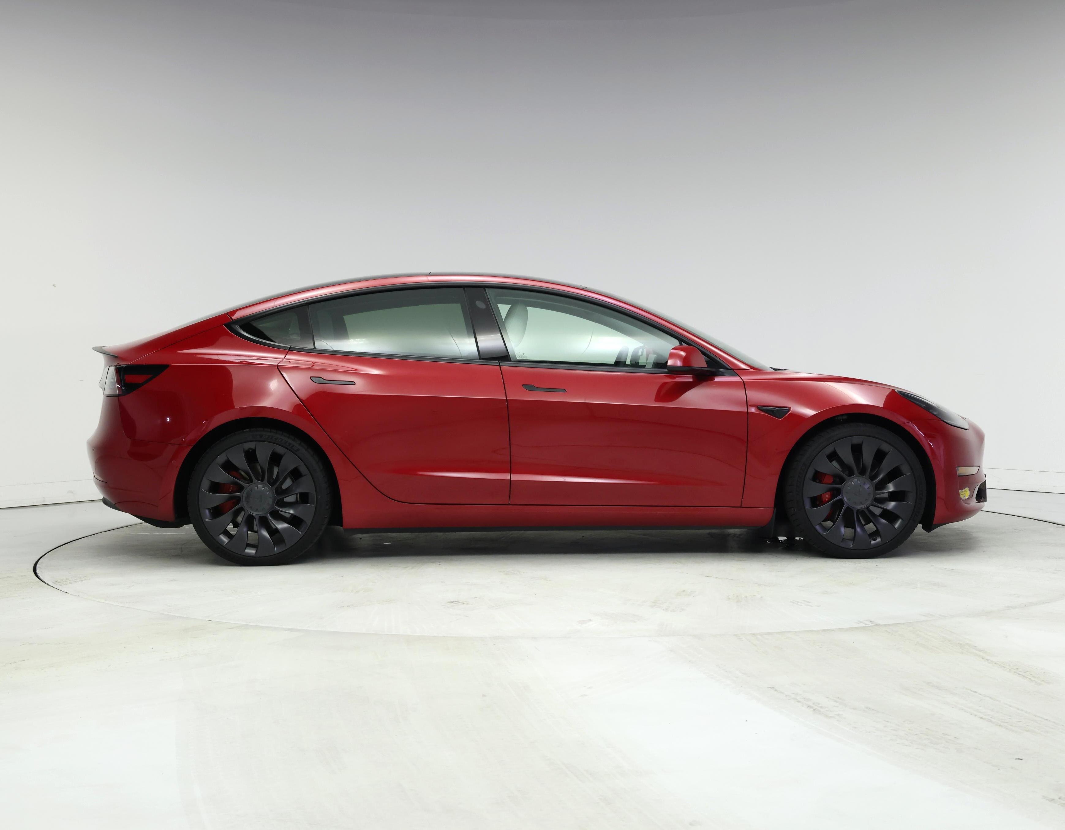 Thumbnail: 2022 Tesla Model 3 - 7