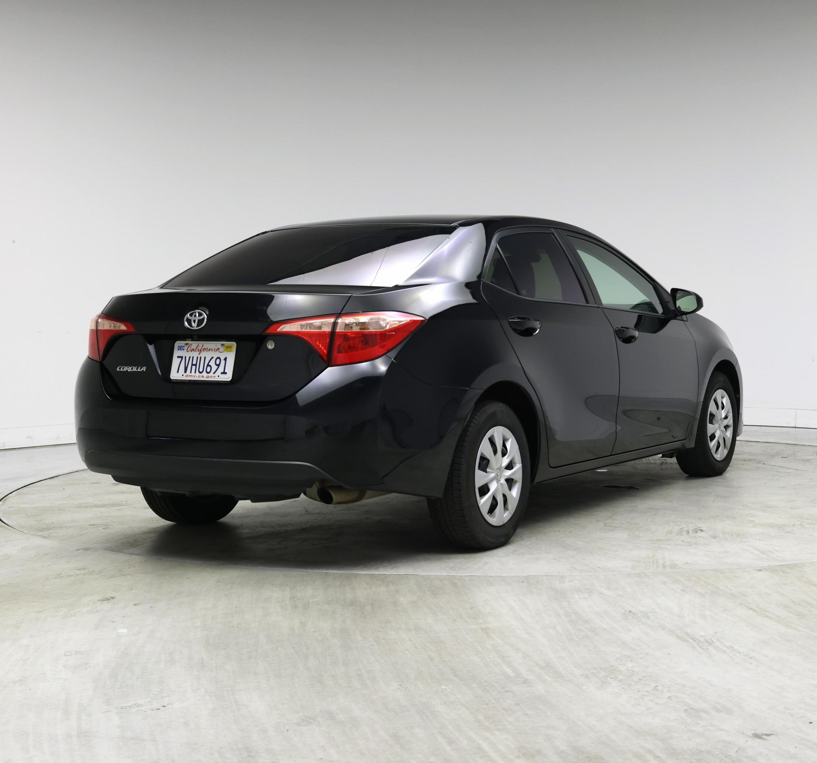 Thumbnail: 2017 Toyota Corolla - 8