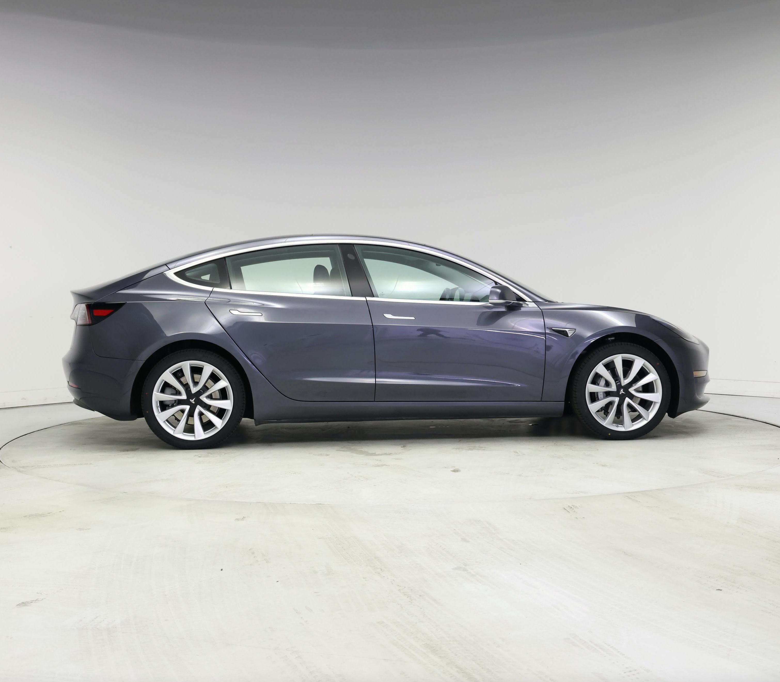 Thumbnail: 2018 Tesla Model 3 - 7