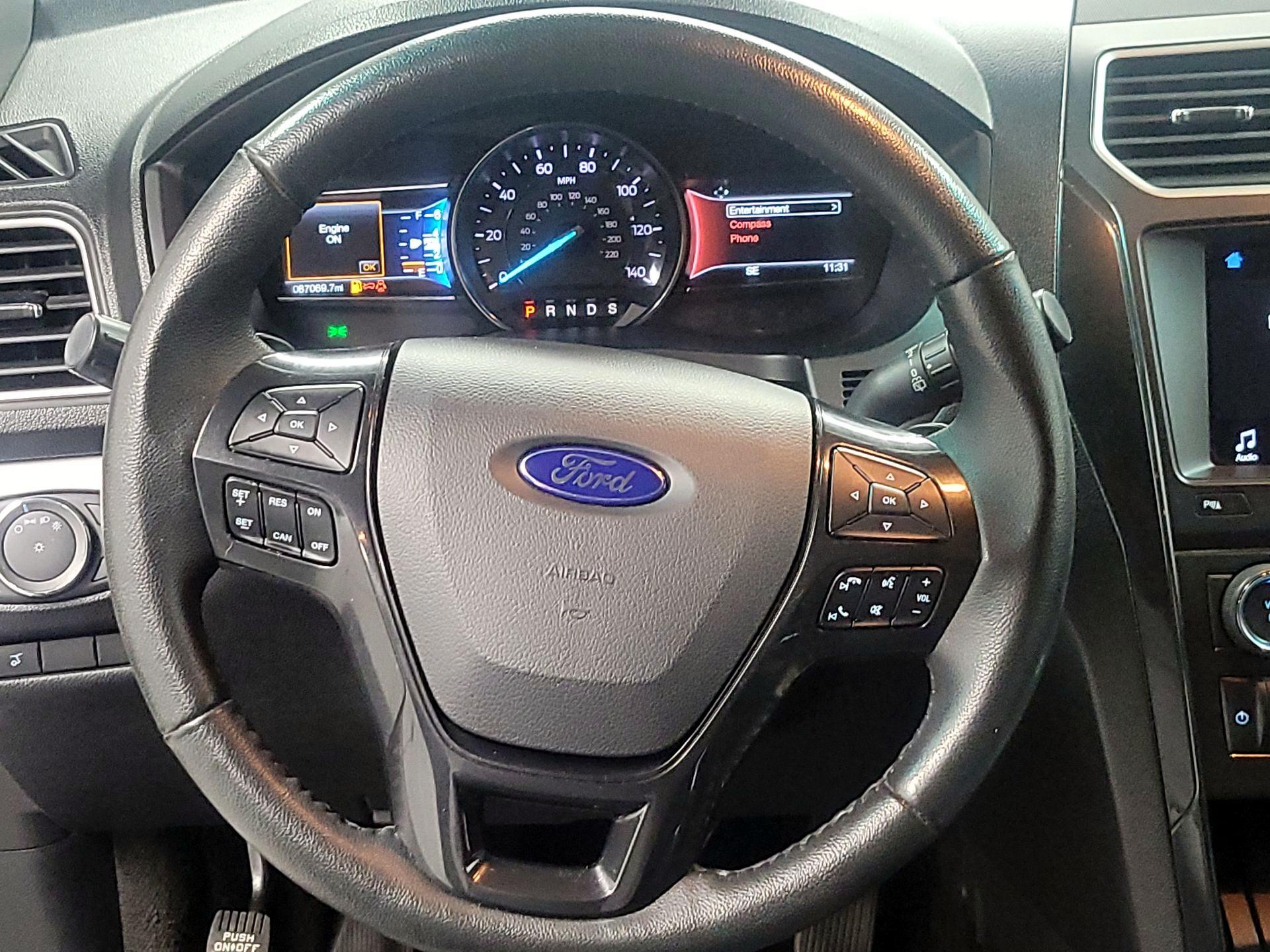 Thumbnail: 2017 Ford Explorer - 10