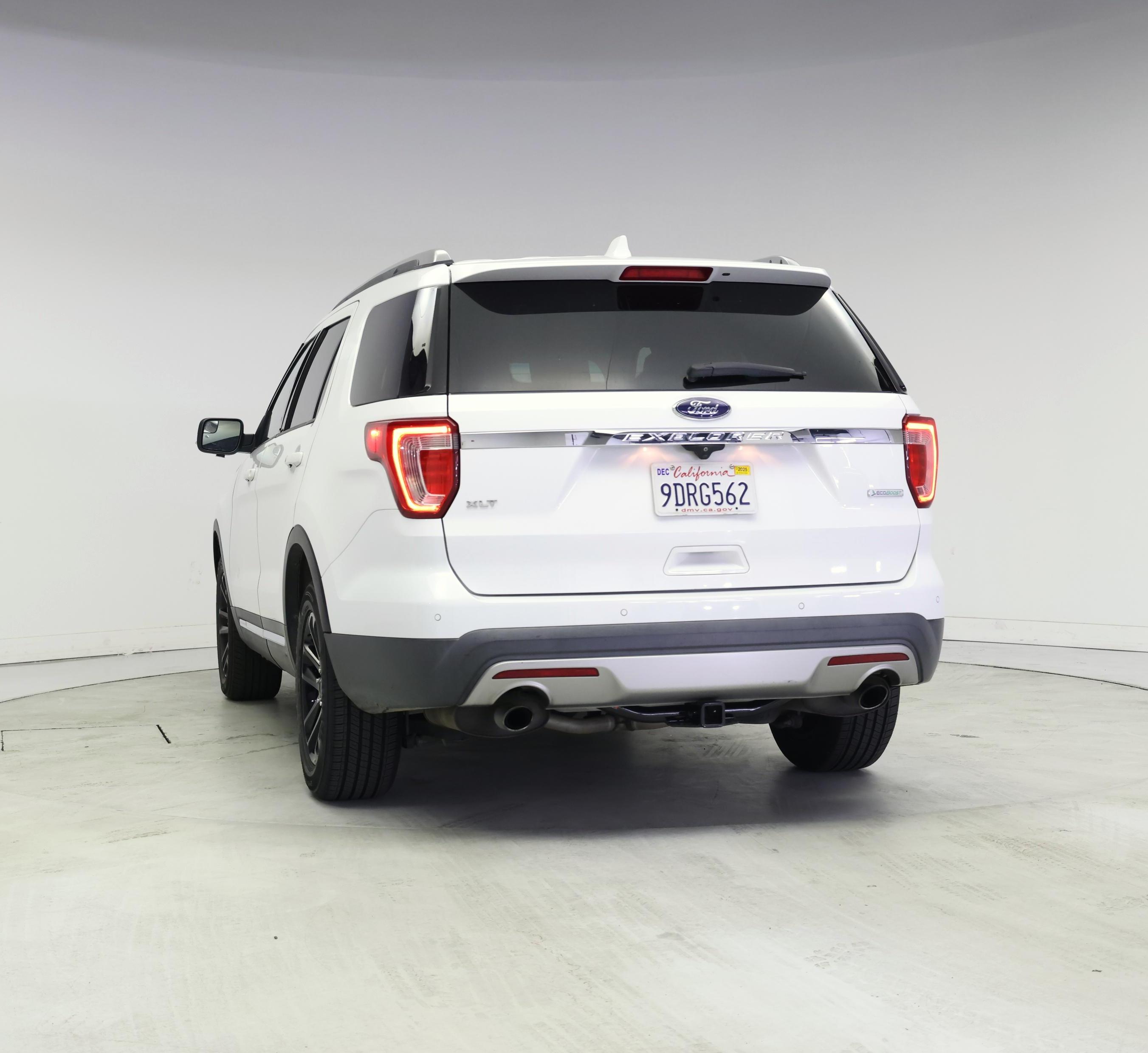 Thumbnail: 2017 Ford Explorer - 6