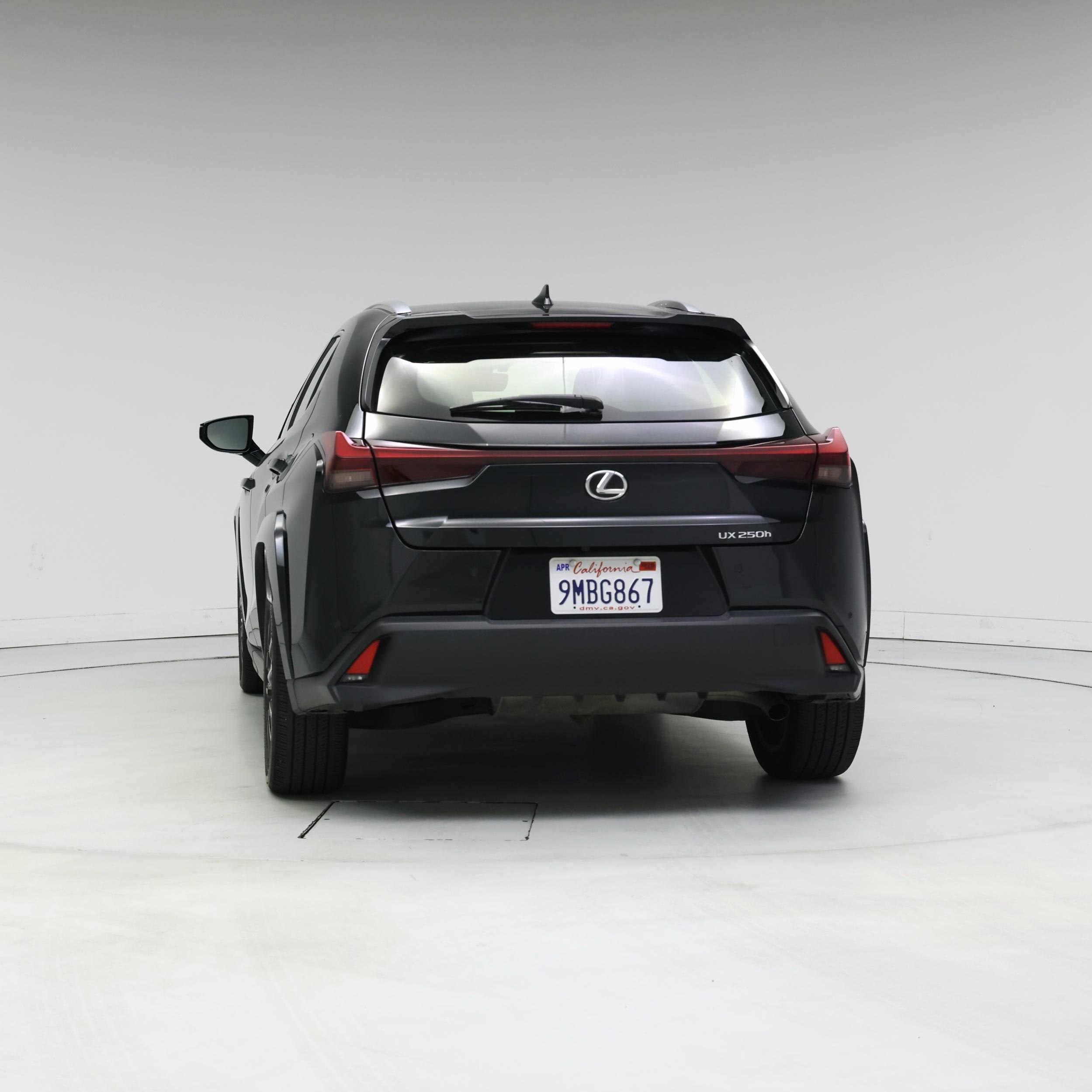 Thumbnail: 2023 Lexus UX - 6