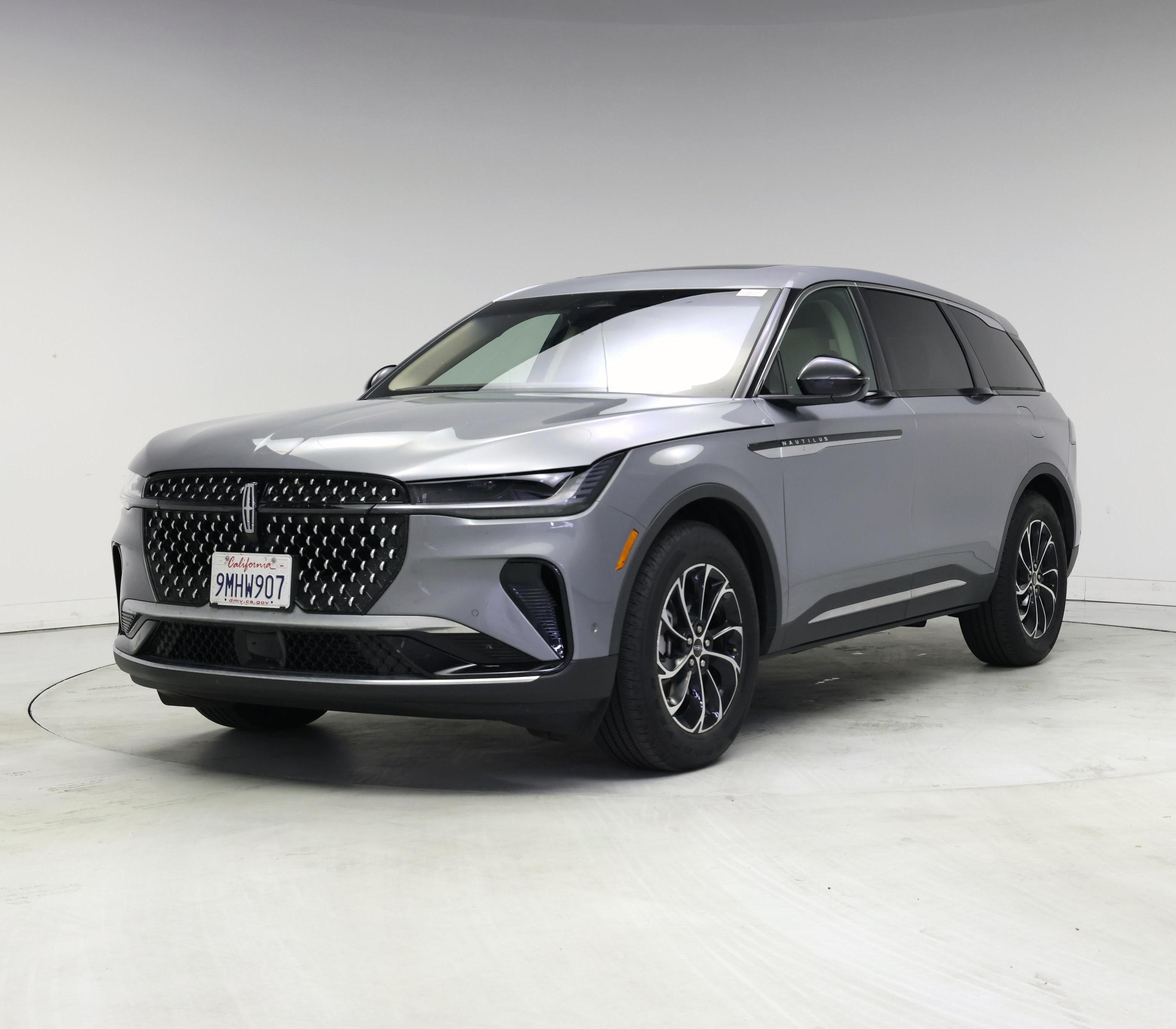 Thumbnail: 2024 Lincoln Nautilus - 4
