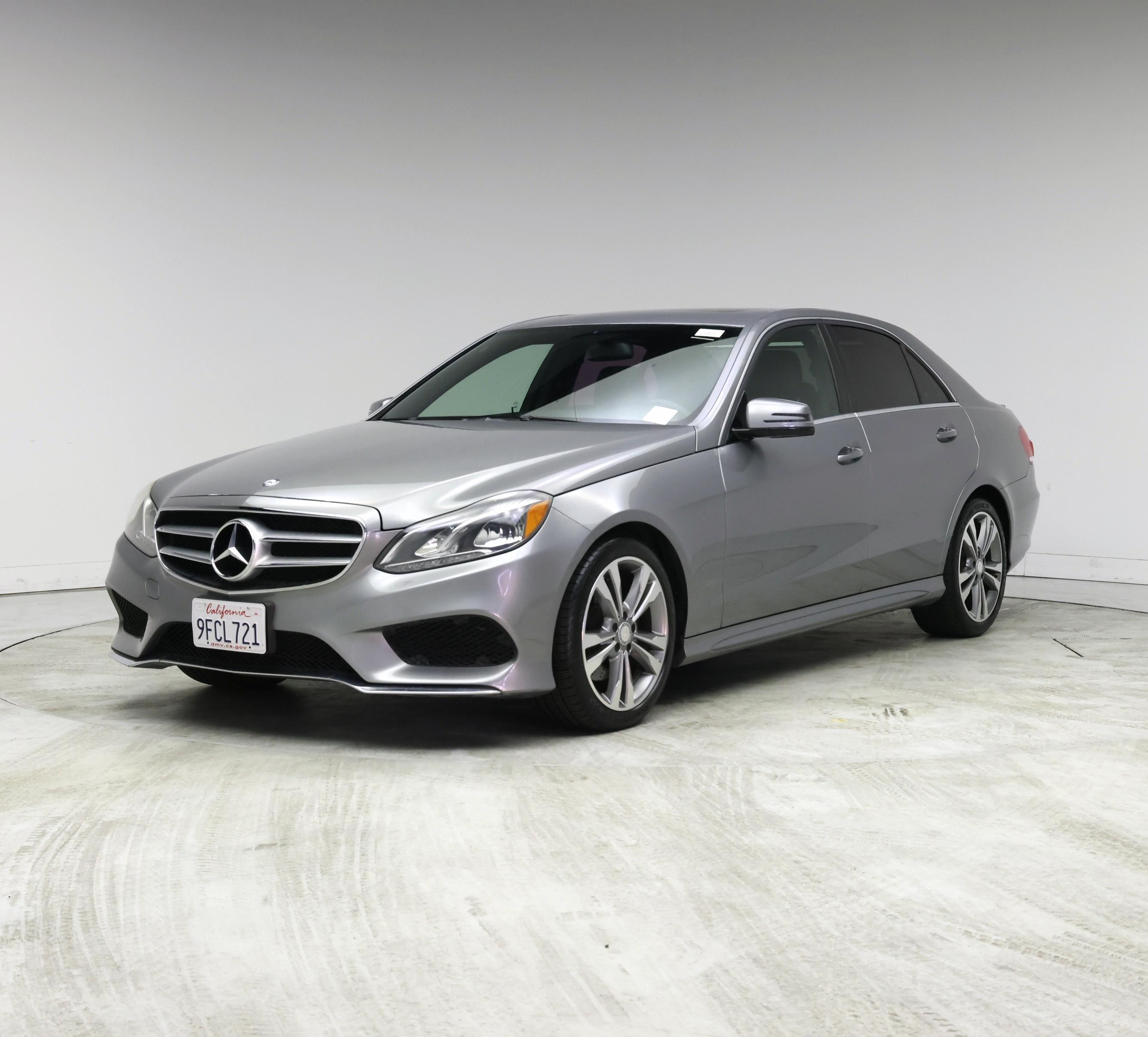 Thumbnail: 2014 Mercedes-Benz E-Class - 4