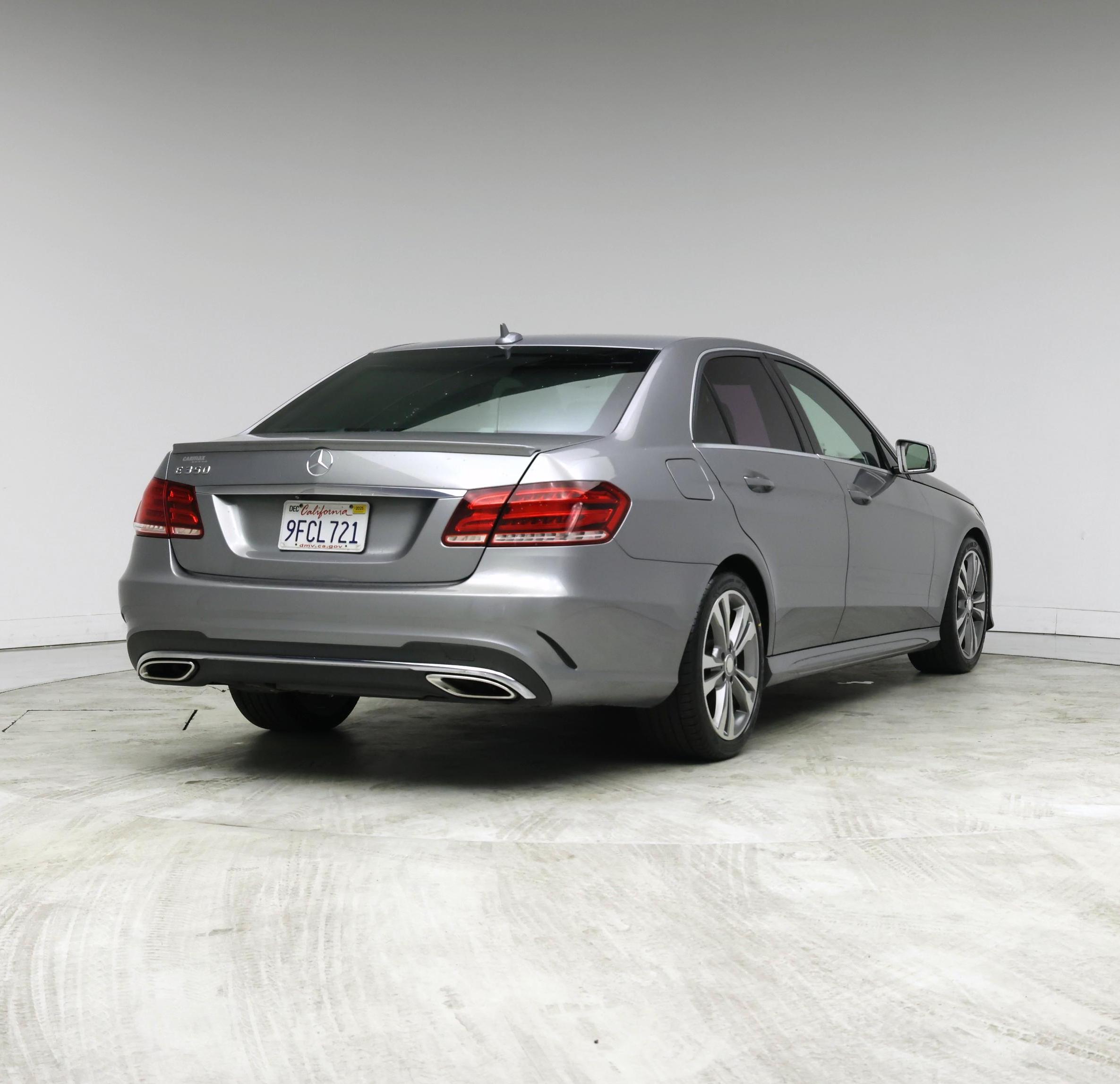 Thumbnail: 2014 Mercedes-Benz E-Class - 8