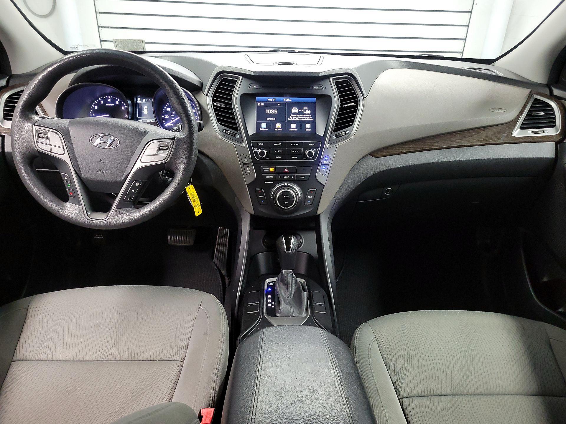 Thumbnail: 2017 Hyundai Santa Fe - 9